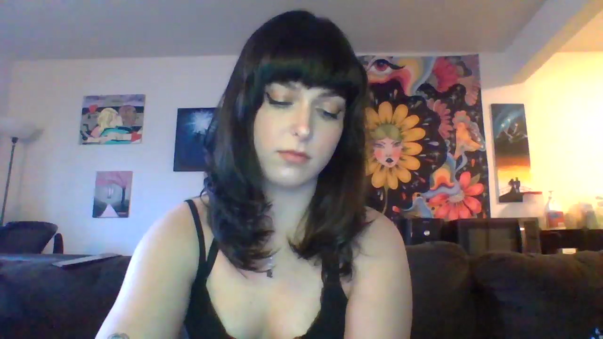 Gallery image thumbnail from AuroraLightz's myfreecams stream on, 04/19/2025, 16:02 image 15 of 20