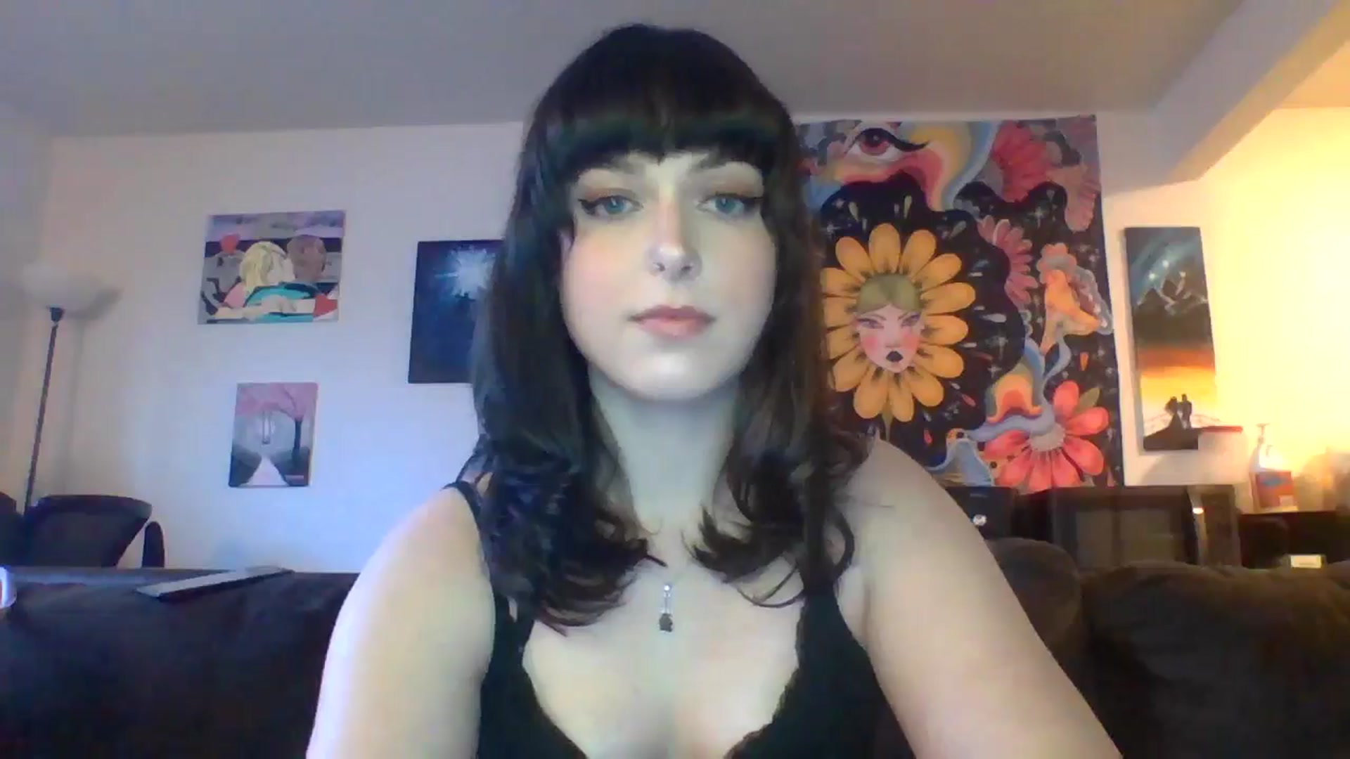 Gallery image thumbnail from AuroraLightz's myfreecams stream on, 04/19/2025, 16:02 image 3 of 20