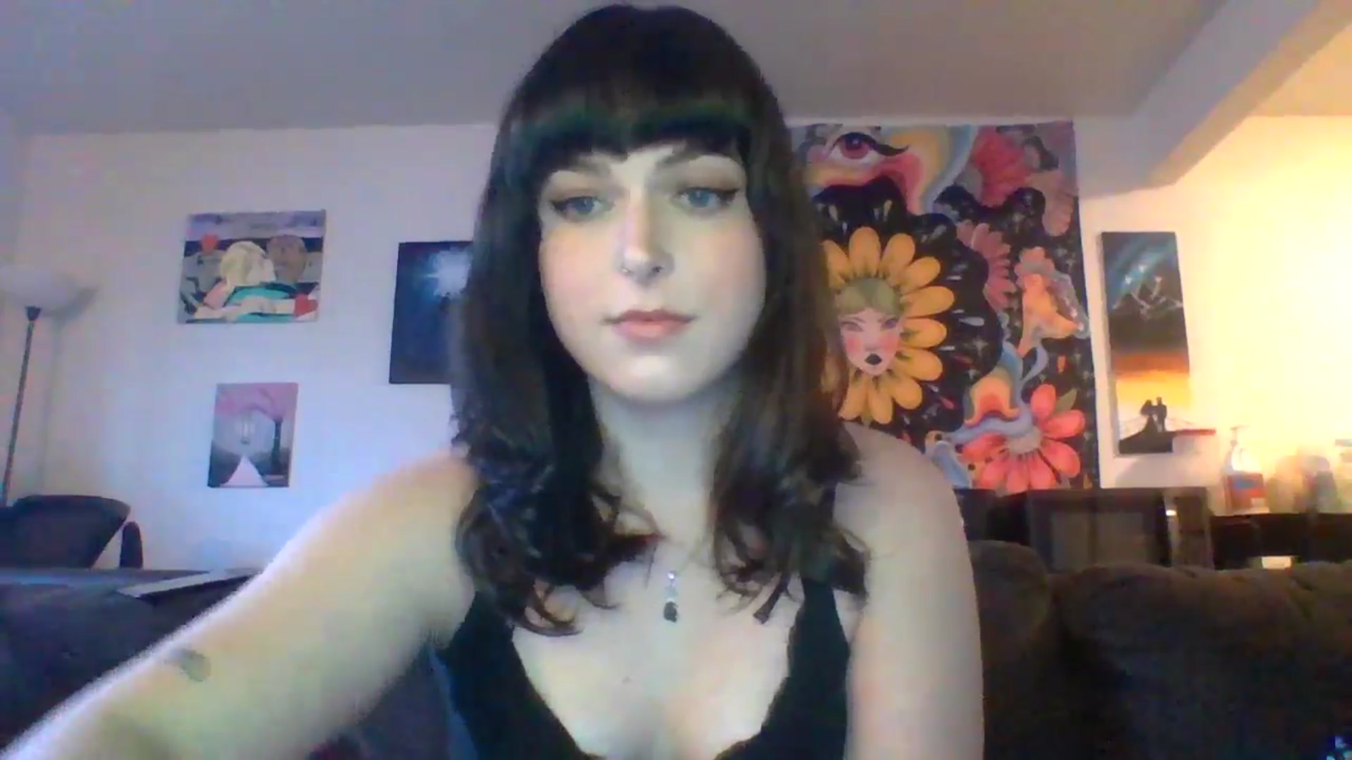Gallery image thumbnail from AuroraLightz's myfreecams stream on, 04/19/2025, 16:02 image 9 of 20
