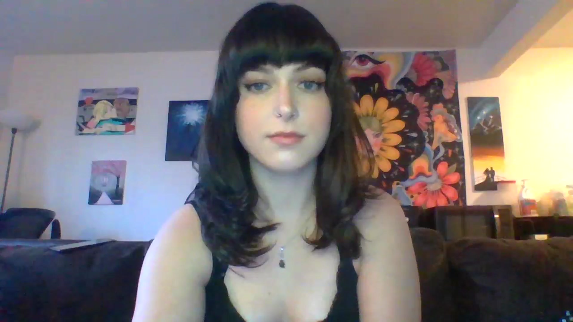 Gallery image thumbnail from AuroraLightz's myfreecams stream on, 04/19/2025, 16:02 image 12 of 20