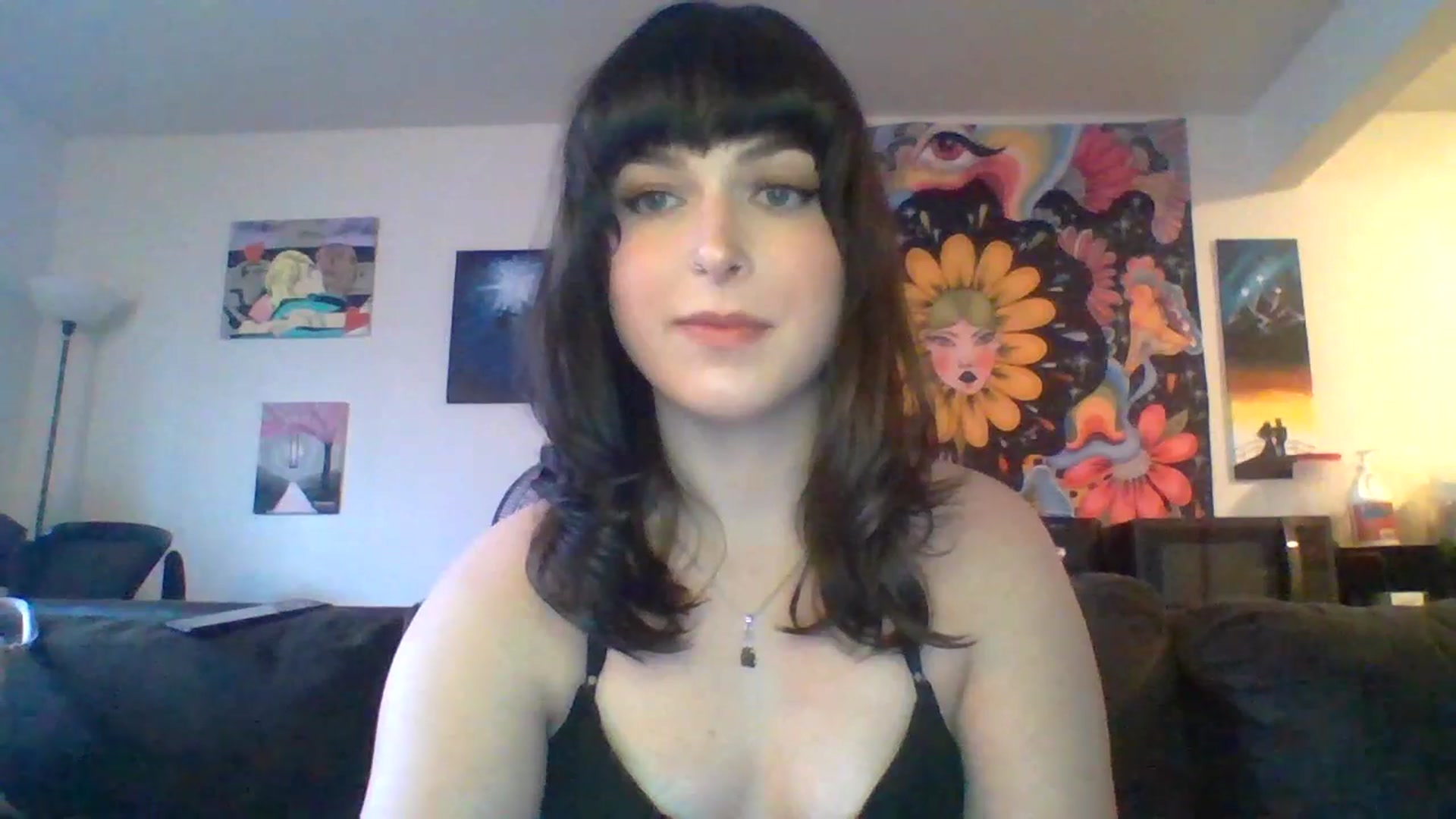 Gallery image thumbnail from AuroraLightz's myfreecams stream on, 04/19/2025, 16:30 image 11 of 20