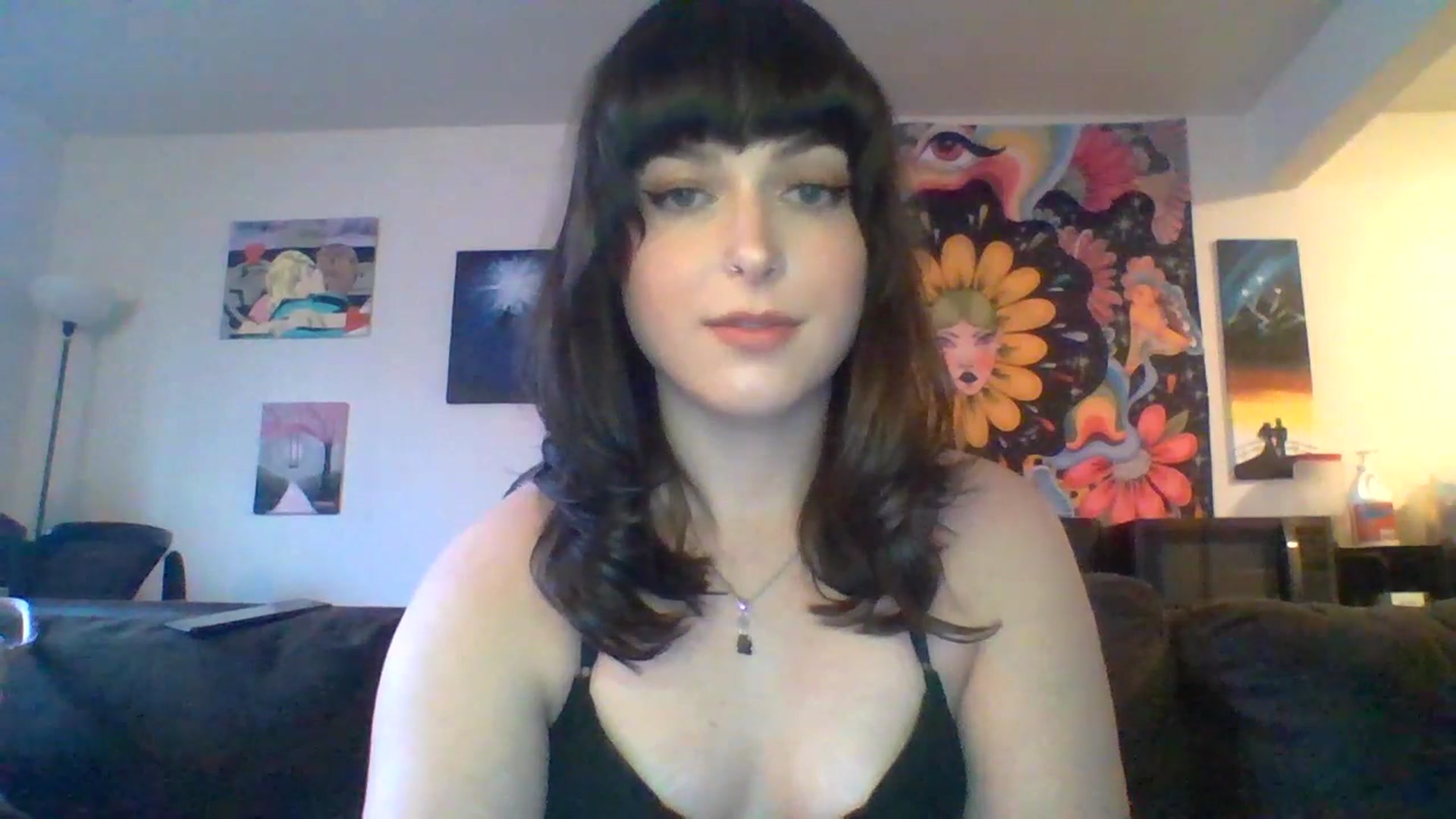 Gallery image thumbnail from AuroraLightz's myfreecams stream on, 04/19/2025, 16:30 image 5 of 20