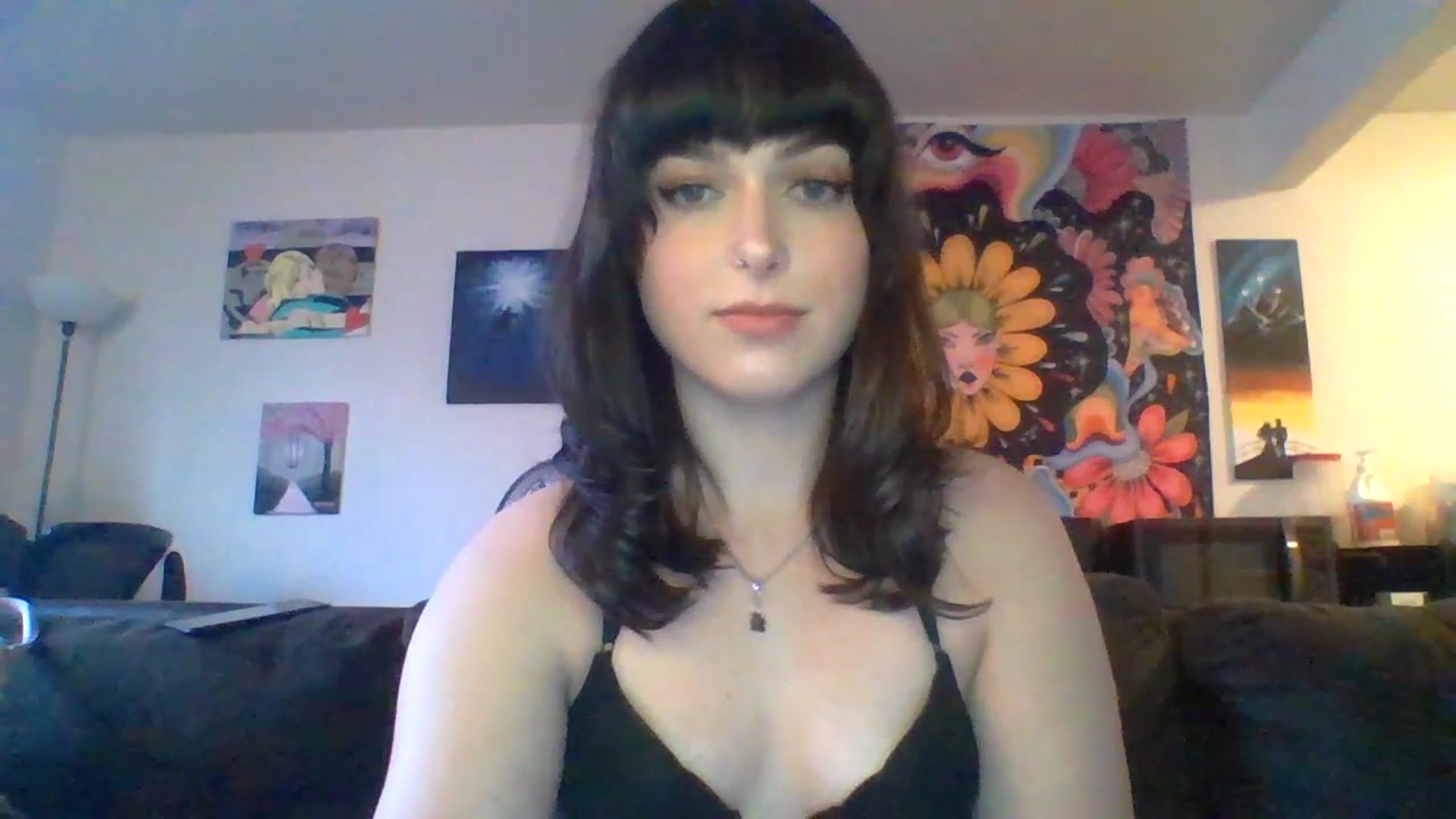Gallery image thumbnail from AuroraLightz's myfreecams stream on, 04/19/2025, 16:30 image 4 of 20