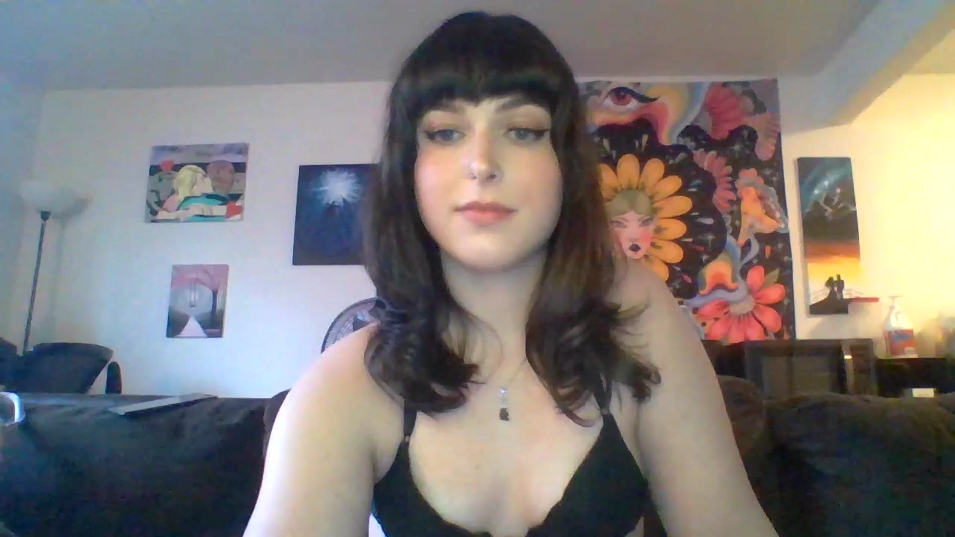 Gallery image thumbnail from AuroraLightz's myfreecams stream on, 04/19/2025, 16:30 image 16 of 20