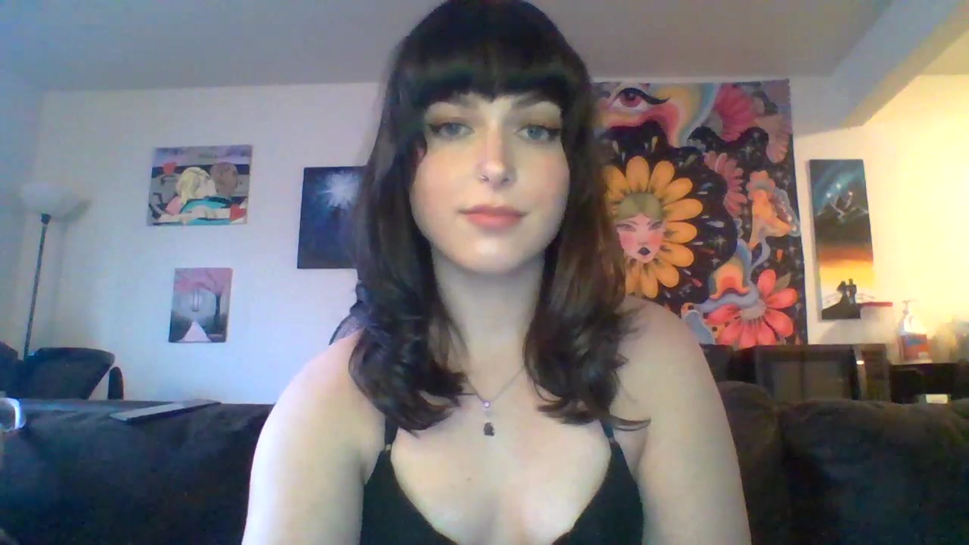 Gallery image thumbnail from AuroraLightz's myfreecams stream on, 04/19/2025, 16:30 image 2 of 20