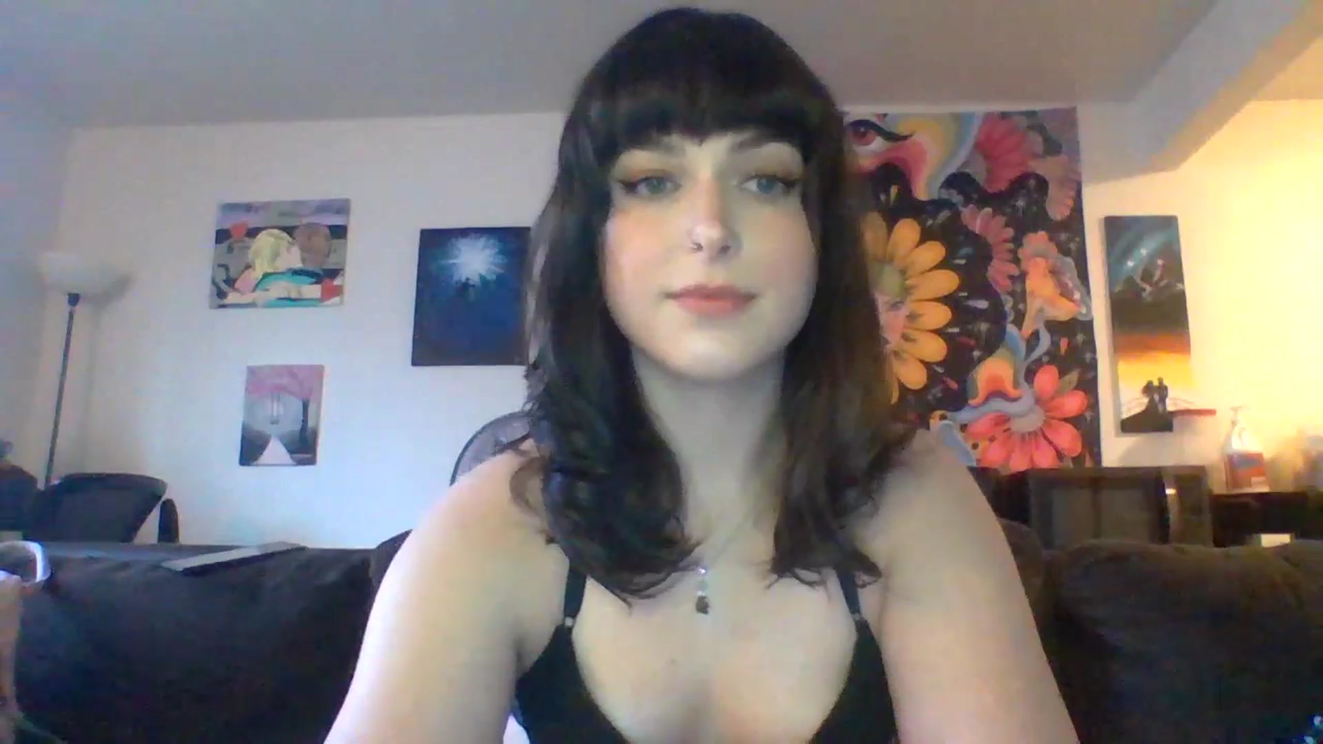 Gallery image thumbnail from AuroraLightz's myfreecams stream on, 04/19/2025, 16:56 image 4 of 20