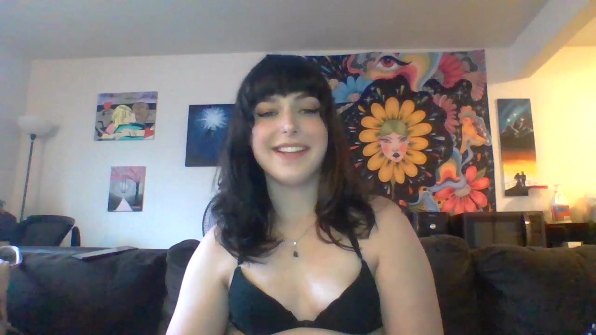 Gallery image thumbnail from AuroraLightz's myfreecams stream on, 04/19/2025, 16:56 image 18 of 20