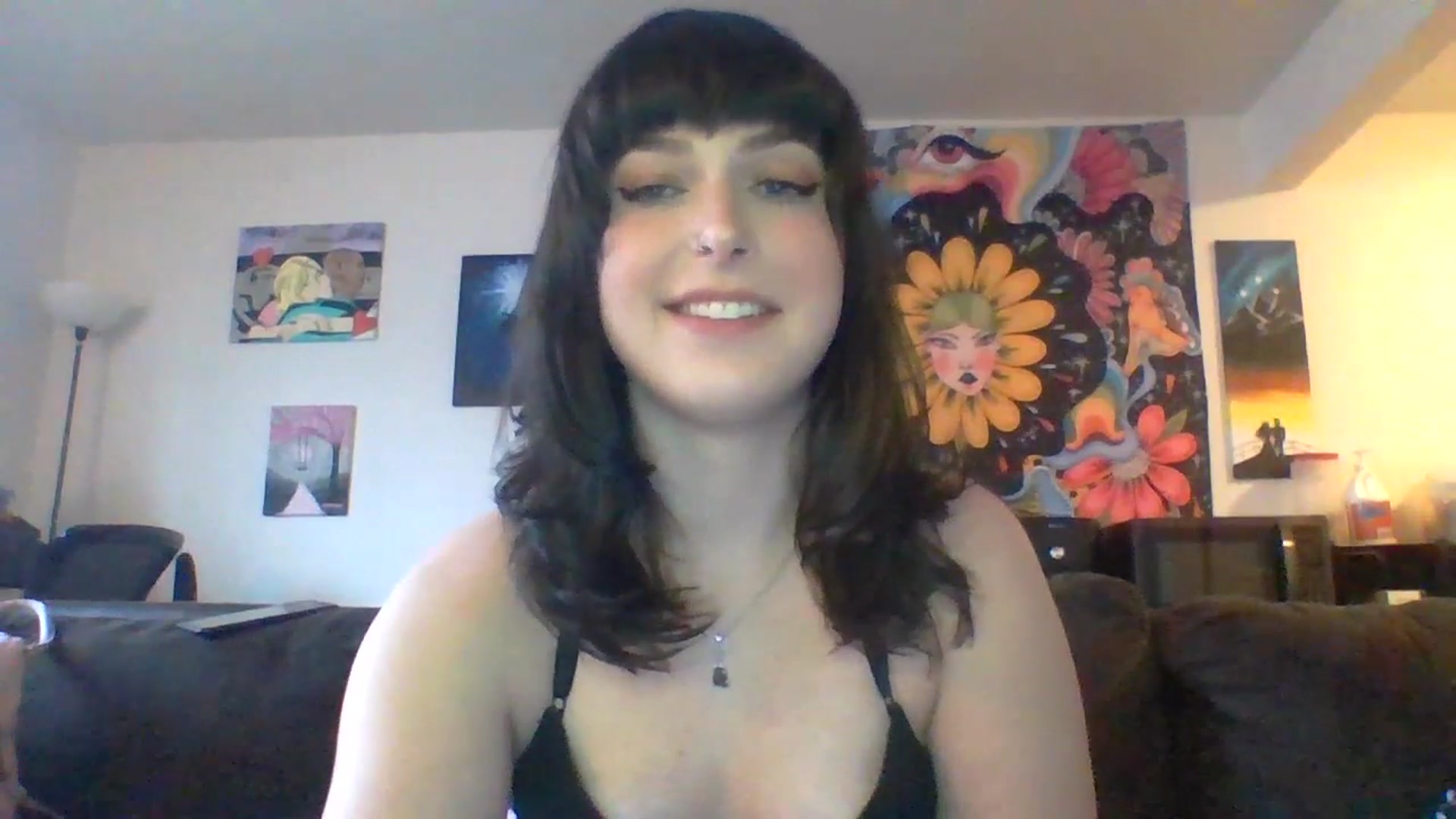 Gallery image thumbnail from AuroraLightz's myfreecams stream on, 04/19/2025, 16:56 image 19 of 20