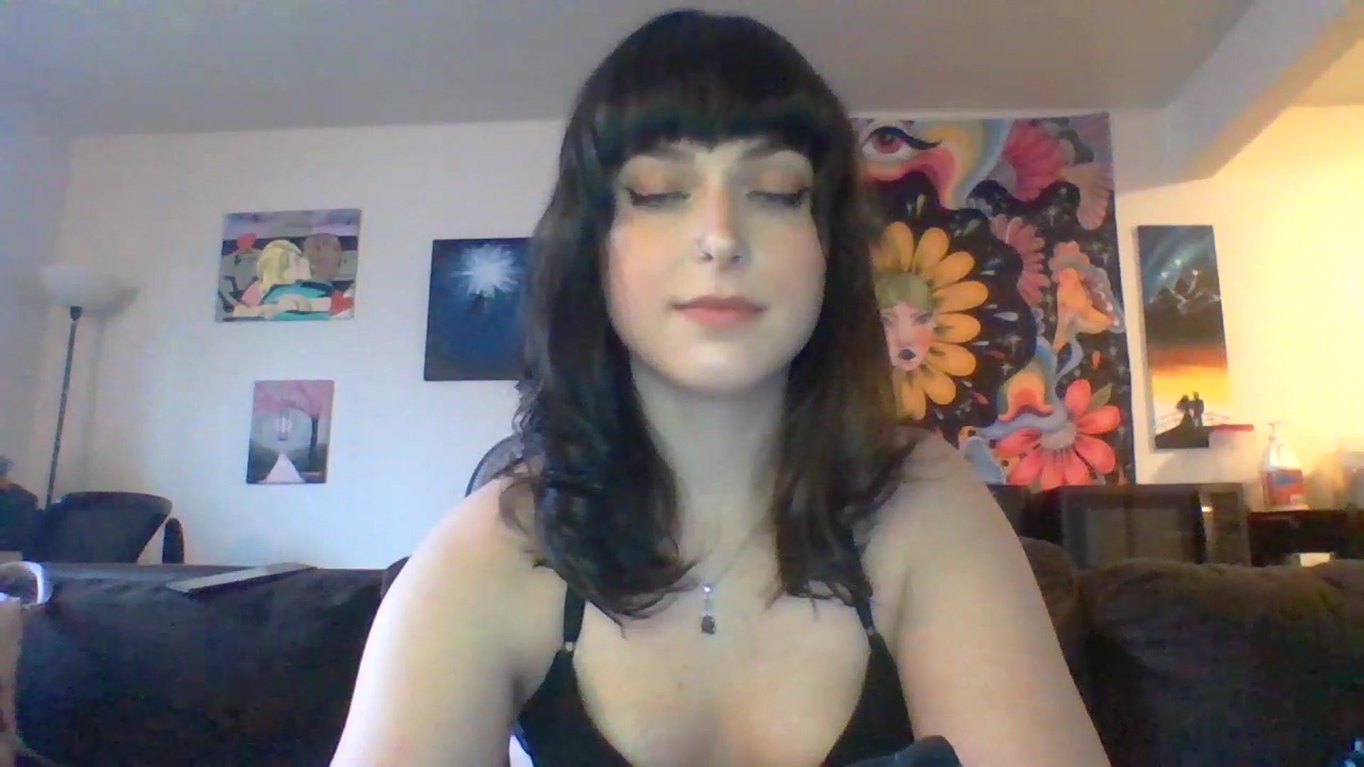 Gallery image thumbnail from AuroraLightz's myfreecams stream on, 04/19/2025, 16:56 image 3 of 20