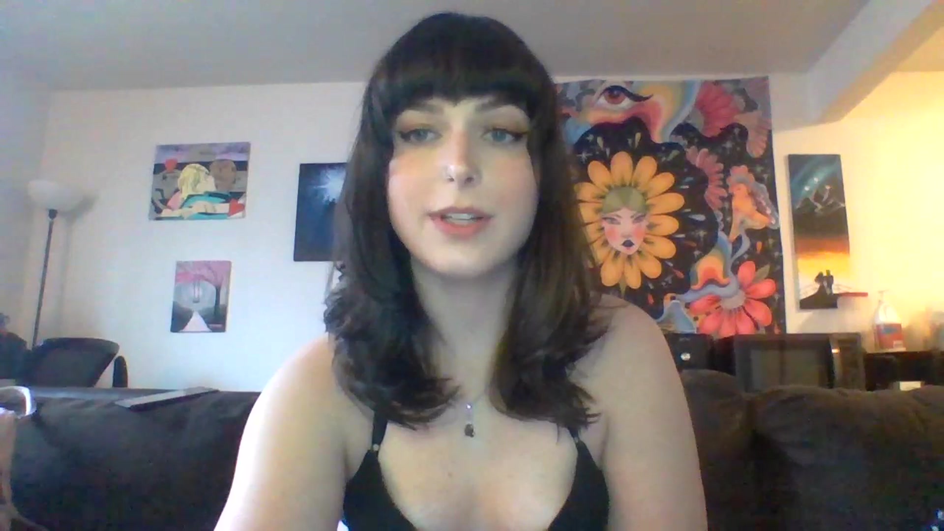 Gallery image thumbnail from AuroraLightz's myfreecams stream on, 04/19/2025, 16:56 image 20 of 20