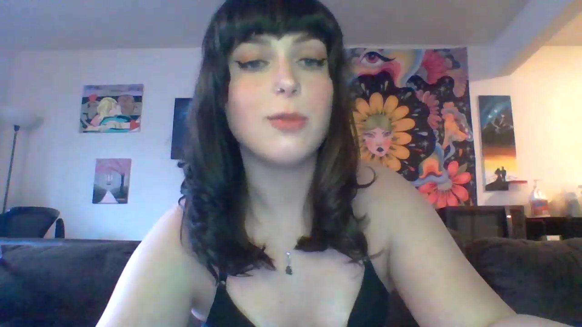 Gallery image thumbnail from AuroraLightz's myfreecams stream on, 04/19/2025, 18:20 image 16 of 20