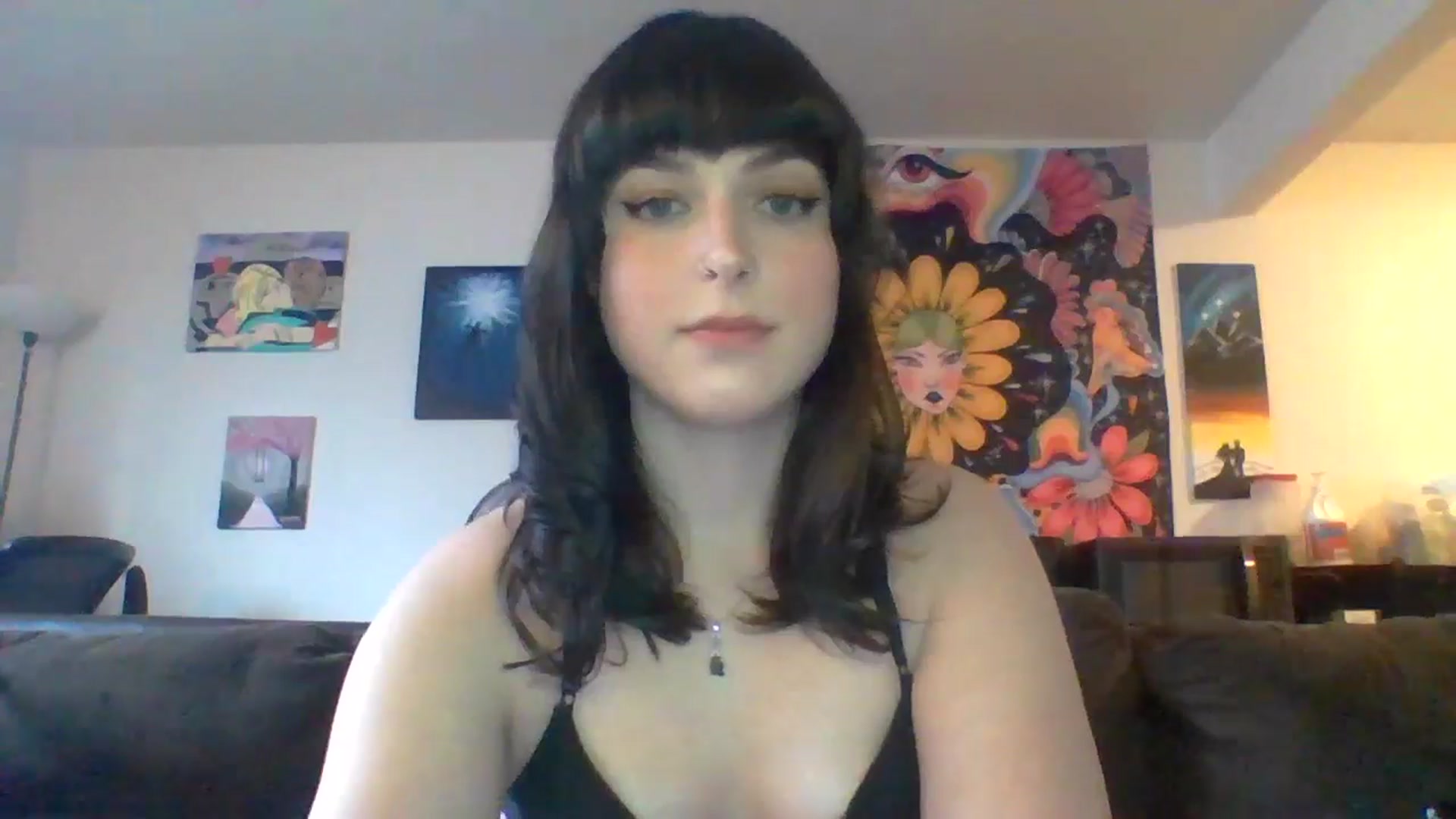 Gallery image thumbnail from AuroraLightz's myfreecams stream on, 04/19/2025, 19:02 image 8 of 20