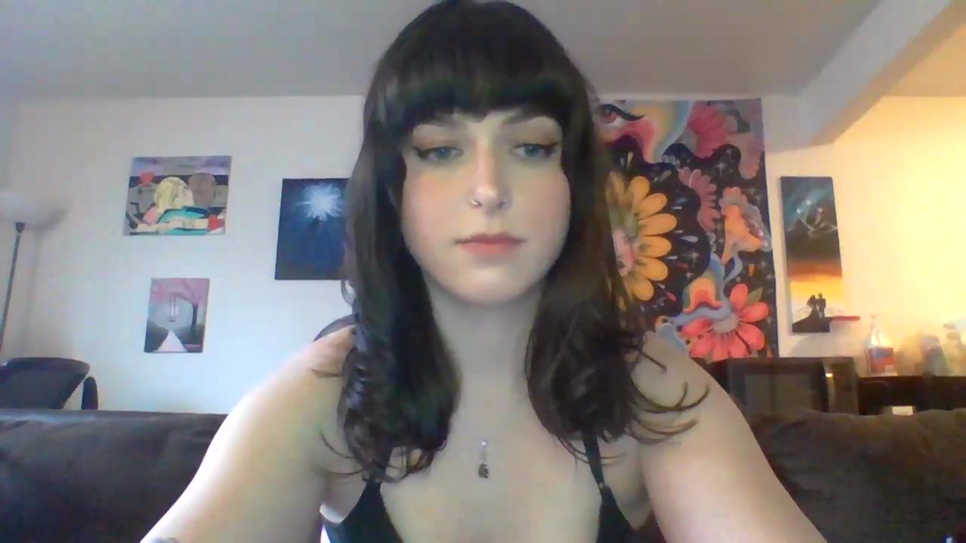 Gallery image thumbnail from AuroraLightz's myfreecams stream on, 04/19/2025, 19:02 image 14 of 20