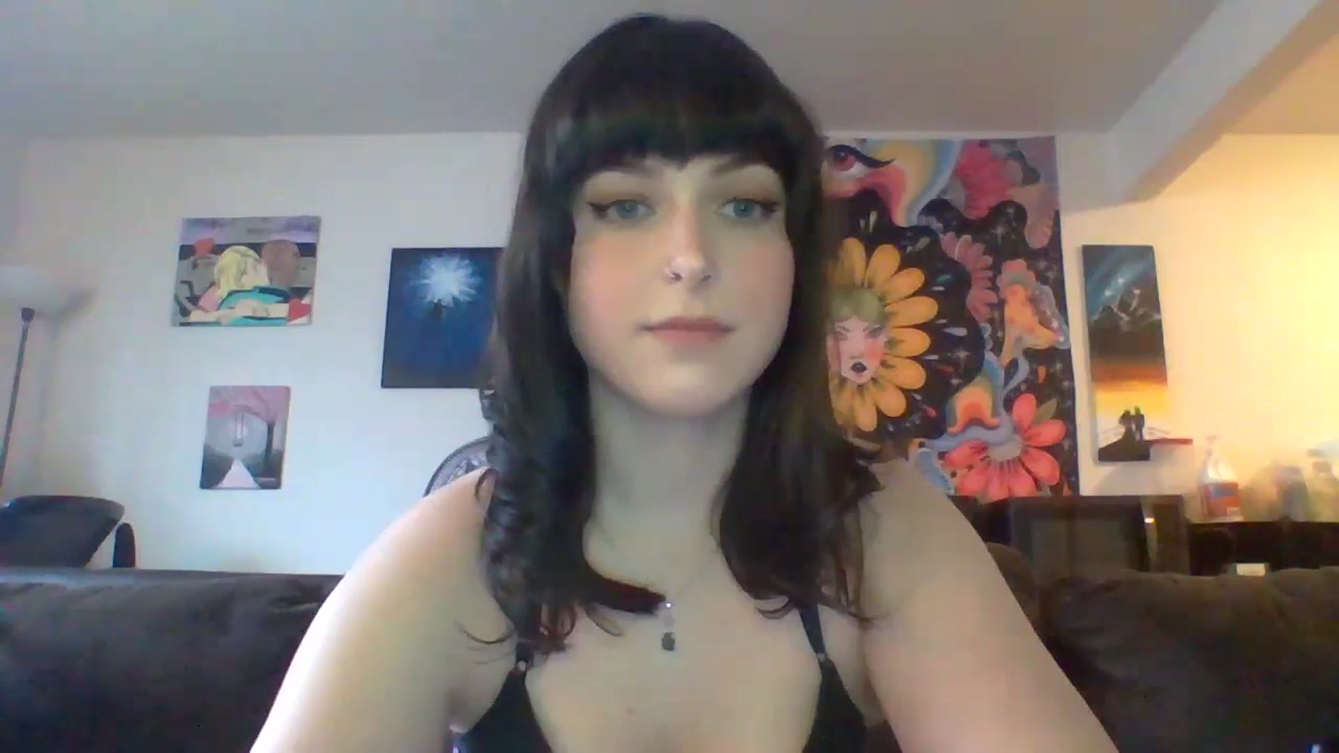 Gallery image thumbnail from AuroraLightz's myfreecams stream on, 04/19/2025, 19:02 image 19 of 20