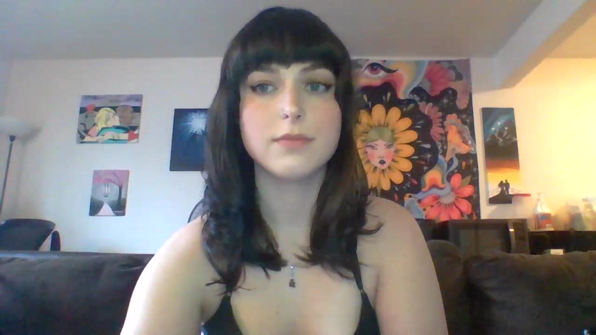 Gallery image thumbnail from AuroraLightz's myfreecams stream on, 04/19/2025, 19:02 image 12 of 20