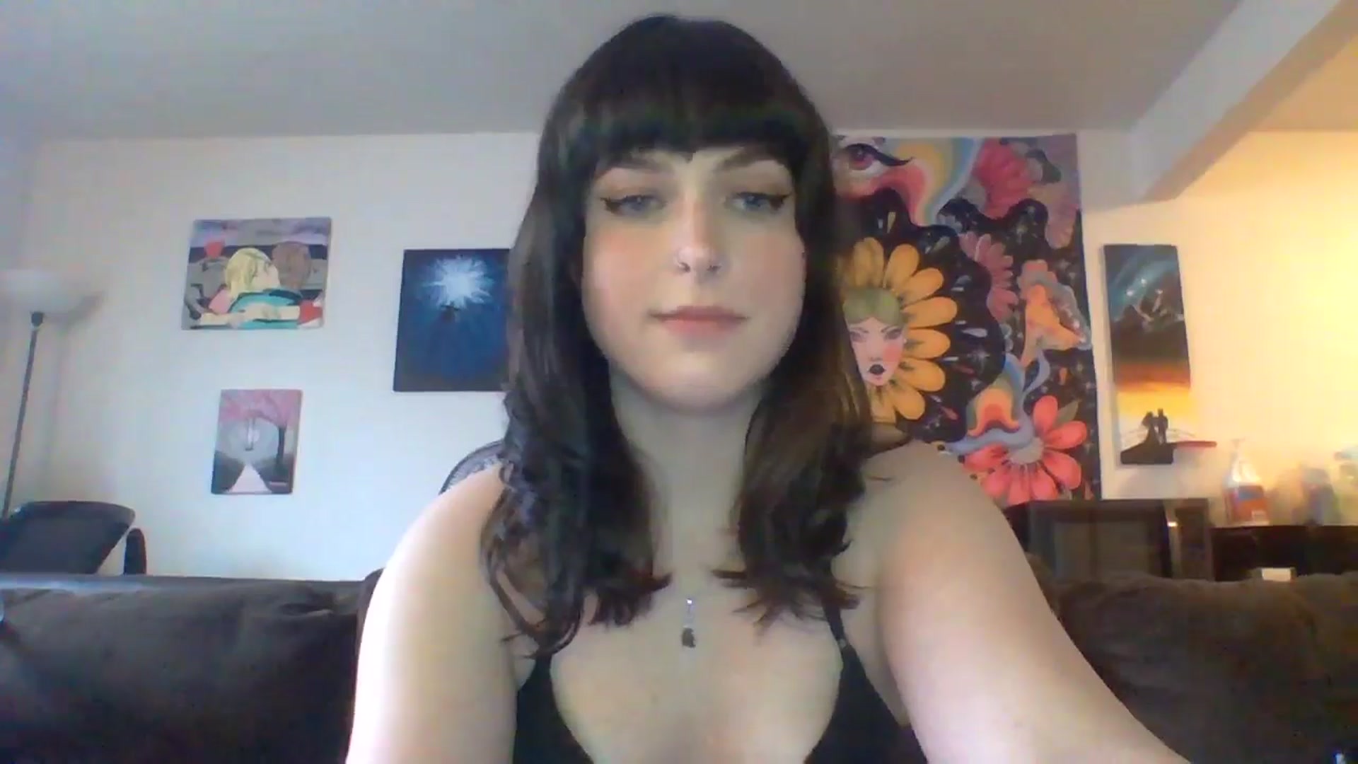 Gallery image thumbnail from AuroraLightz's myfreecams stream on, 04/19/2025, 19:02 image 3 of 20
