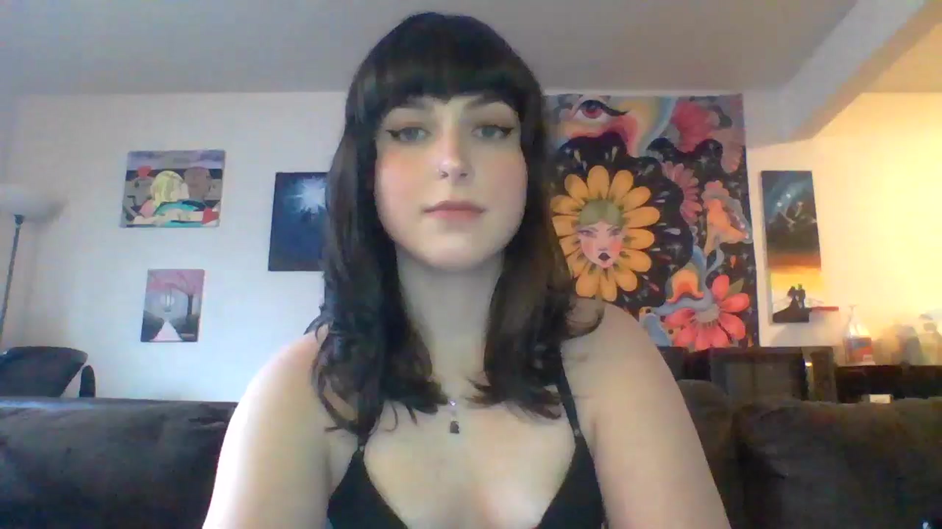 Gallery image thumbnail from AuroraLightz's myfreecams stream on, 04/19/2025, 19:02 image 7 of 20