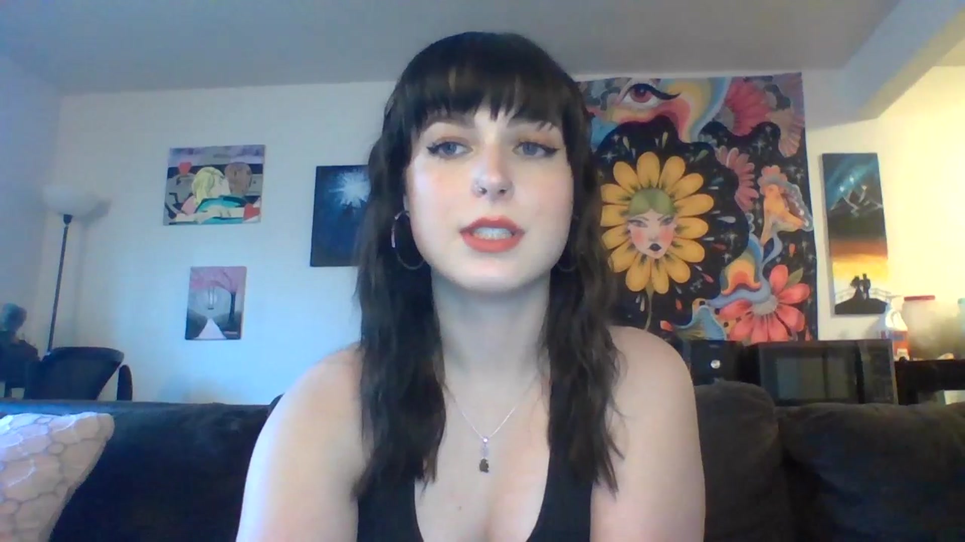 Gallery image thumbnail from AuroraLightz's myfreecams stream on, 05/03/2025, 22:36 image 10 of 20