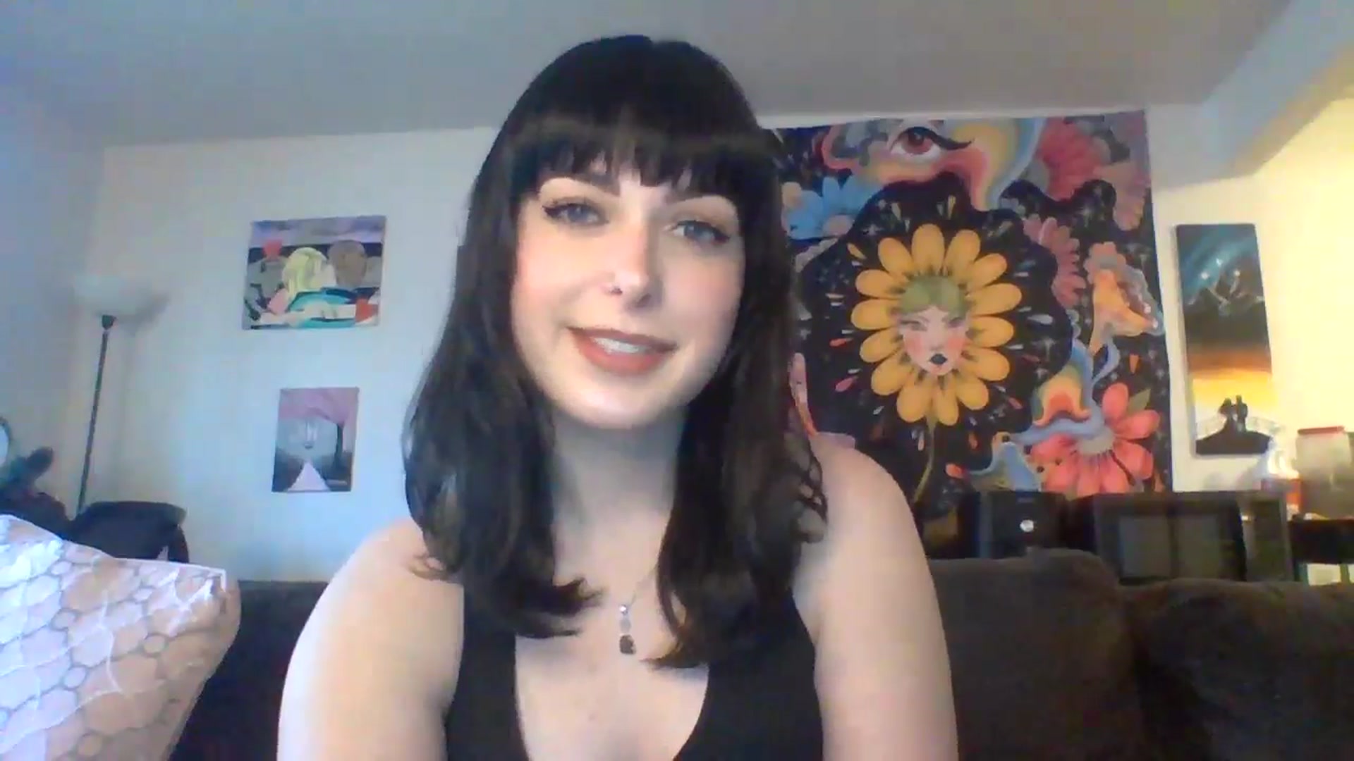 Gallery image thumbnail from AuroraLightz's myfreecams stream on, 05/16/2025, 18:34 image 16 of 20