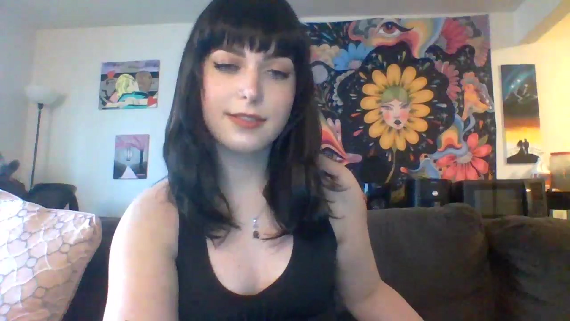 Gallery image thumbnail from AuroraLightz's myfreecams stream on, 05/16/2025, 20:05 image 10 of 20