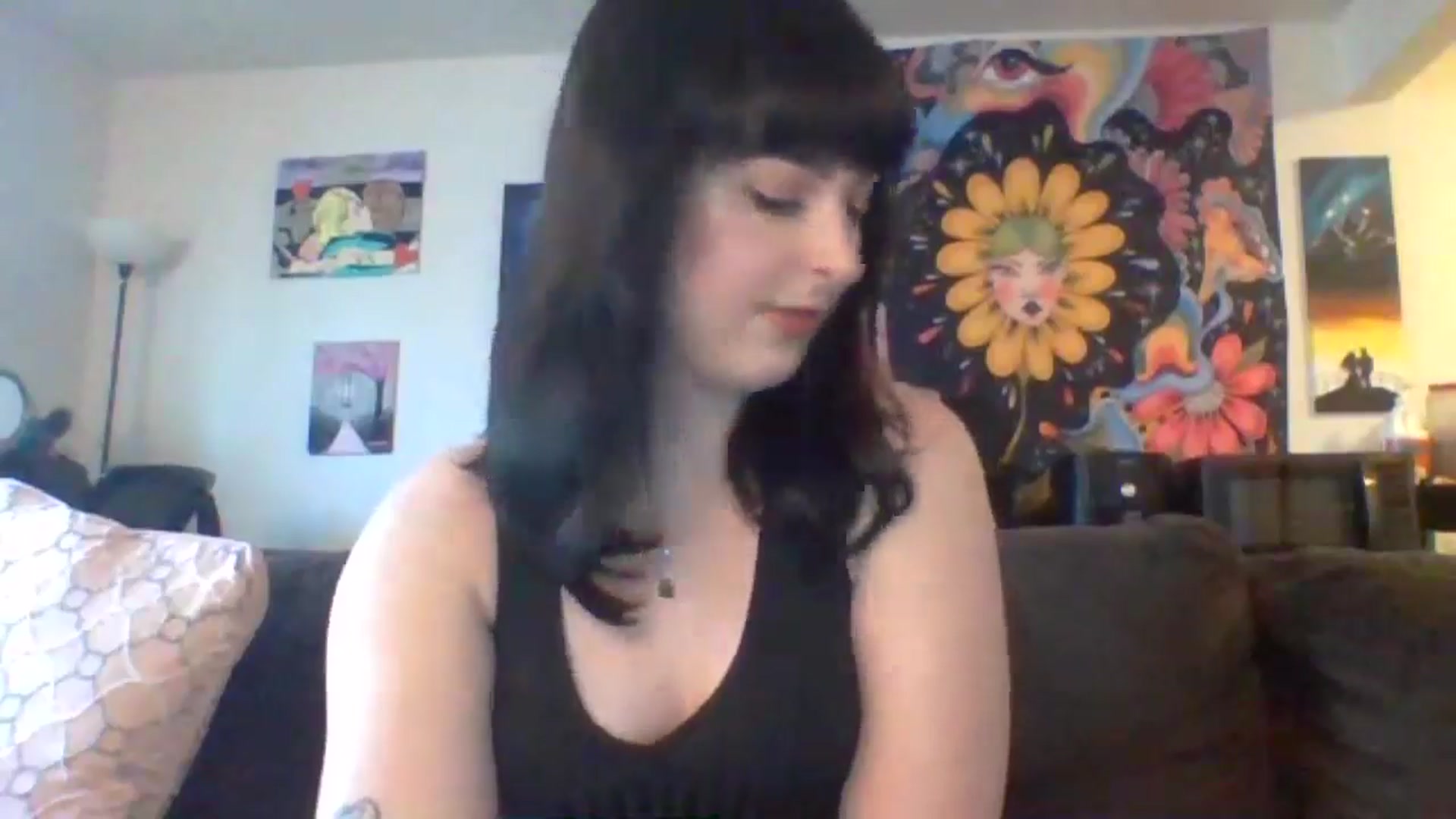 Gallery image thumbnail from AuroraLightz's myfreecams stream on, 05/16/2025, 20:05 image 8 of 20