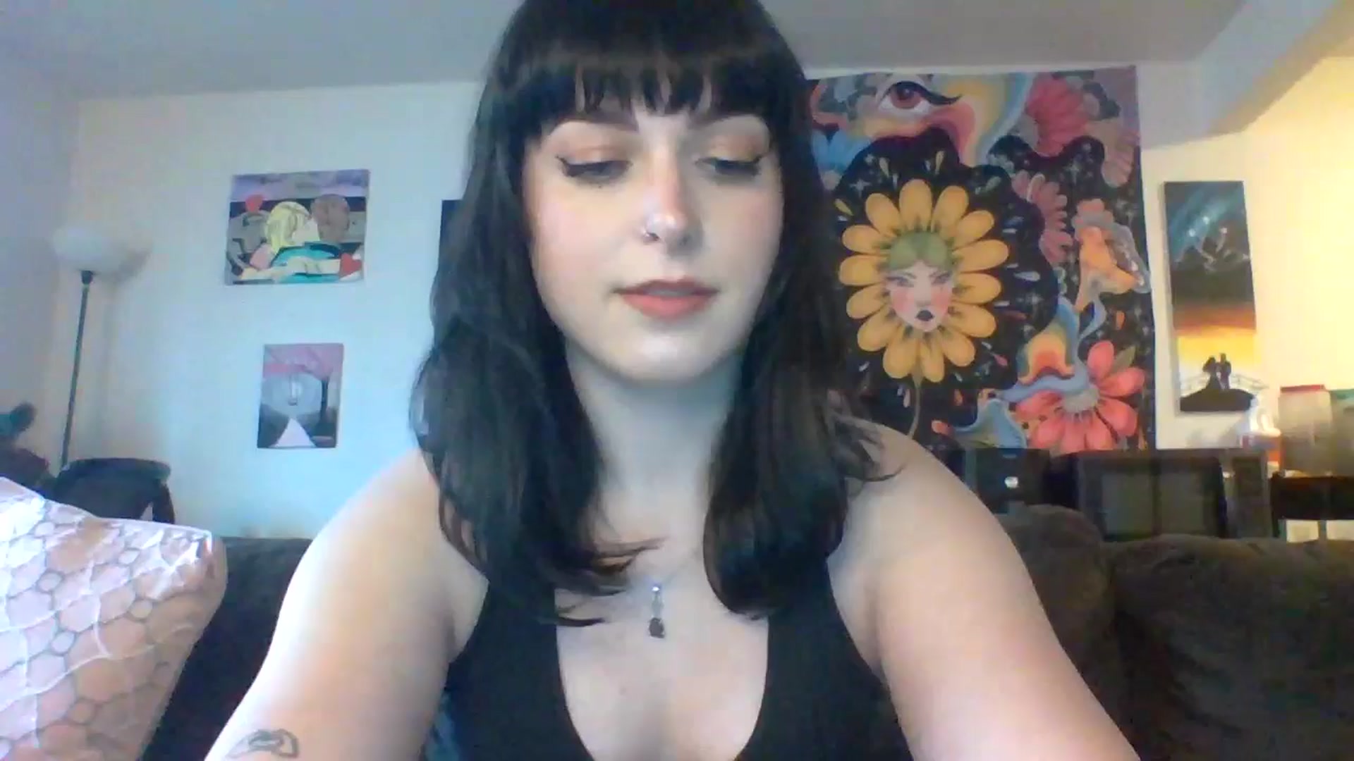 Gallery image thumbnail from AuroraLightz's myfreecams stream on, 05/16/2025, 20:05 image 1 of 20