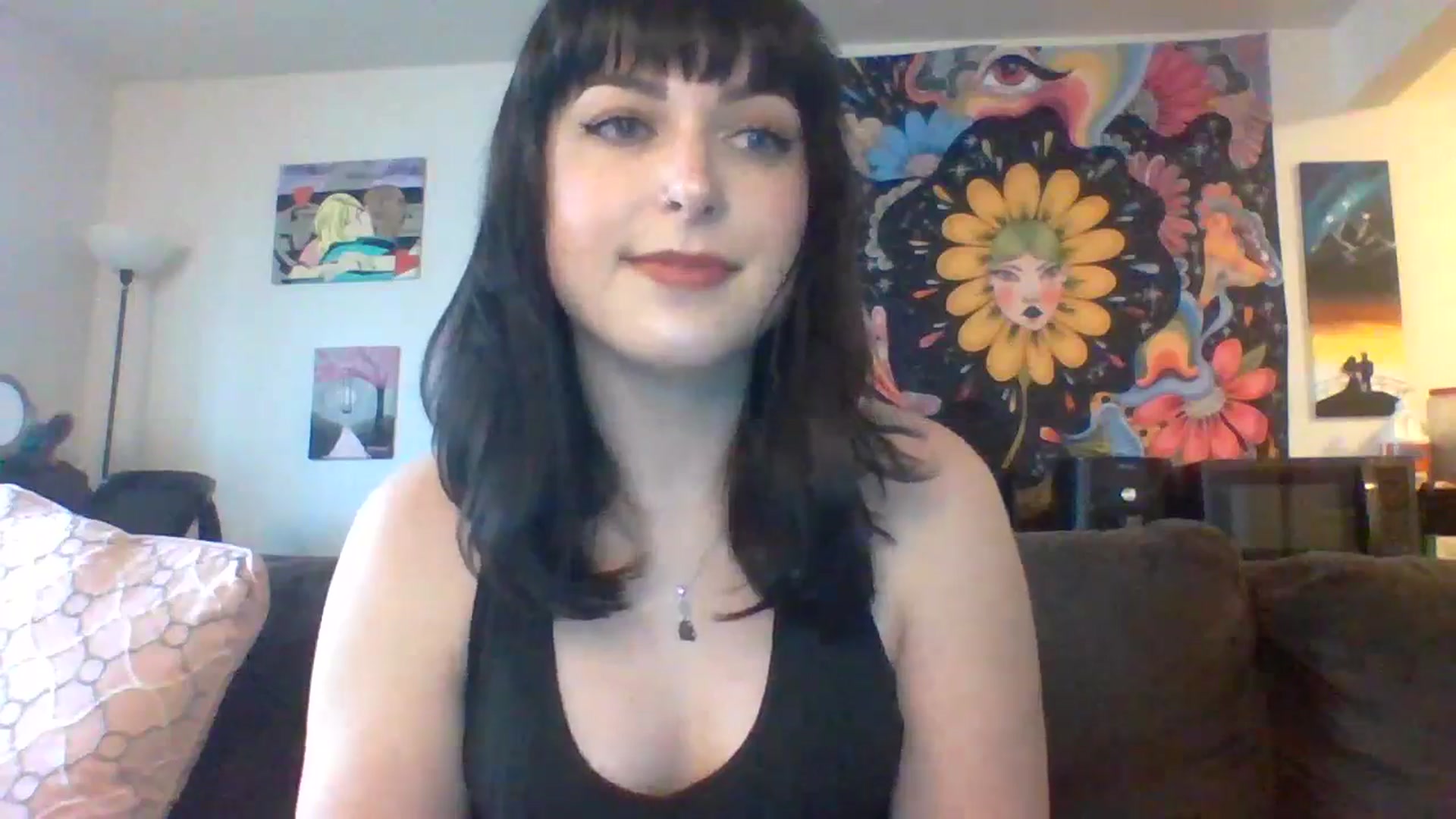 Gallery image thumbnail from AuroraLightz's myfreecams stream on, 05/16/2025, 20:05 image 9 of 20