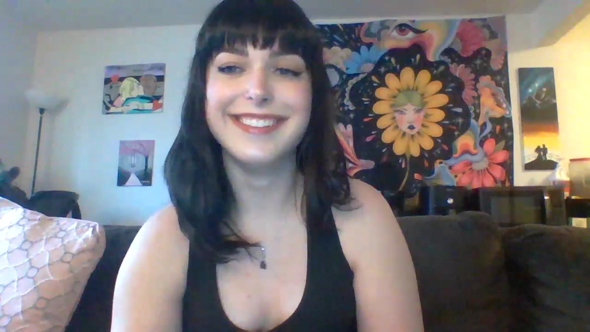 Gallery image thumbnail from AuroraLightz's myfreecams stream on, 05/16/2025, 20:05 image 12 of 20