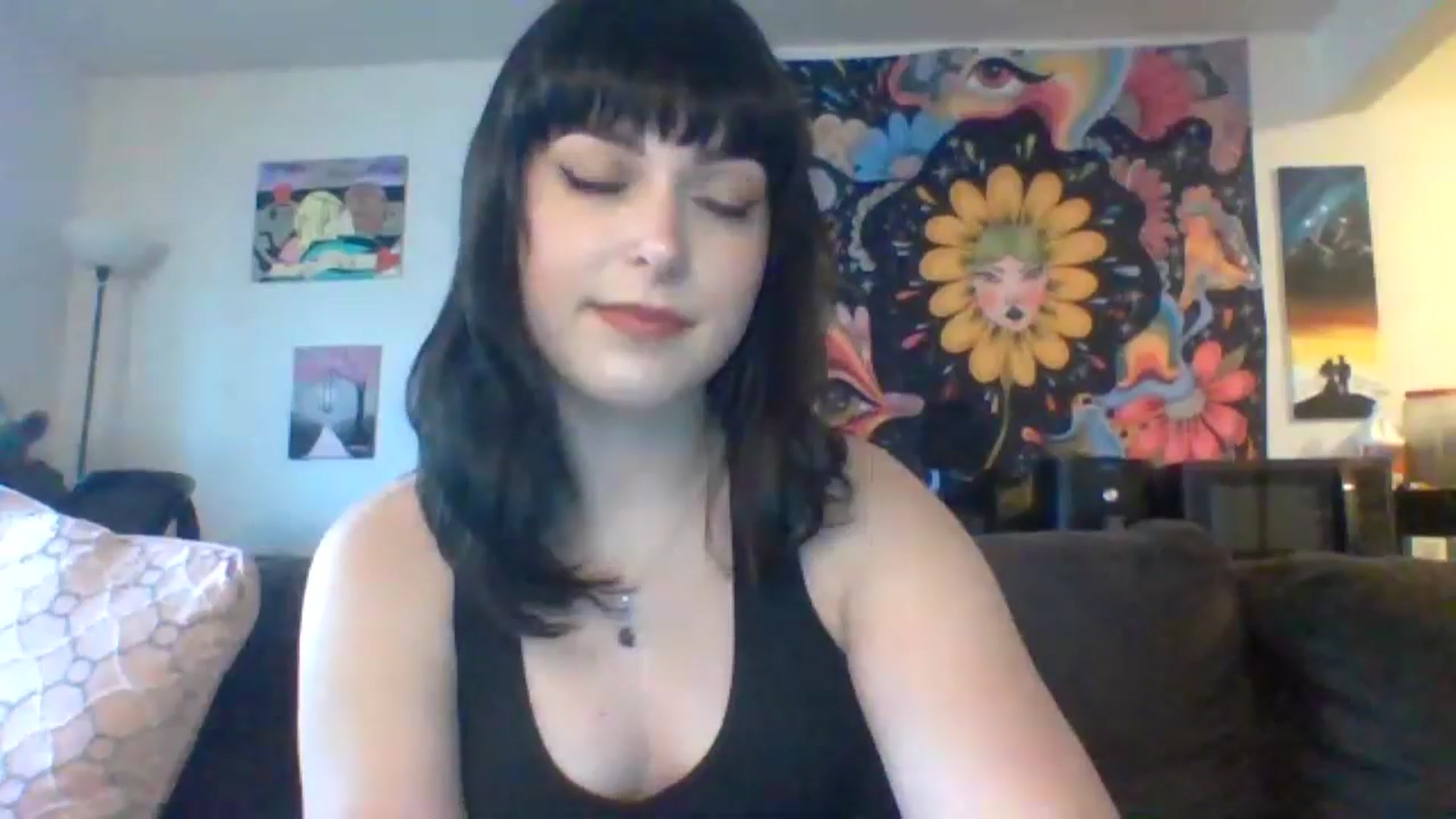 Gallery image thumbnail from AuroraLightz's myfreecams stream on, 05/16/2025, 20:05 image 13 of 20