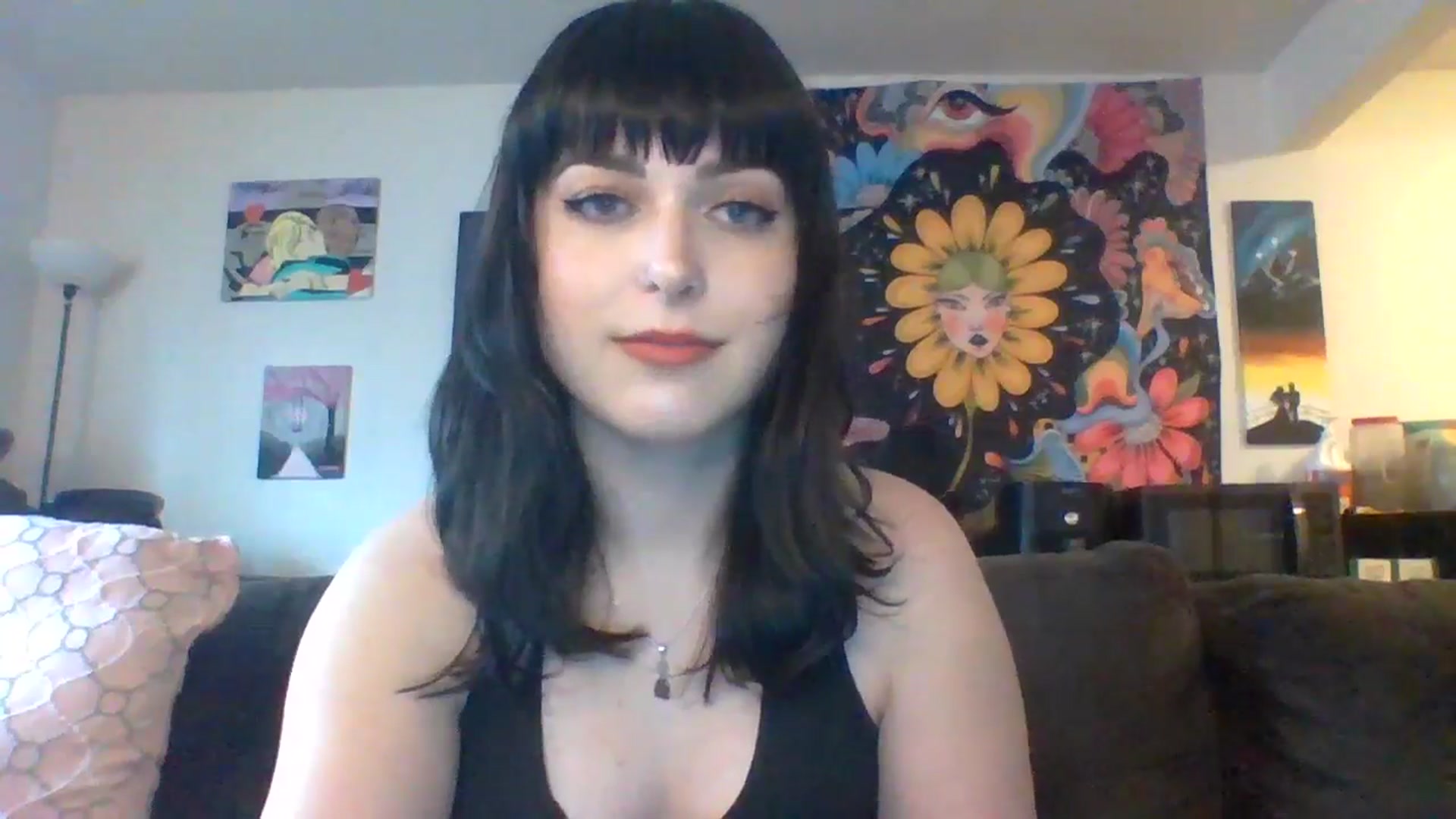 Gallery image thumbnail from AuroraLightz's myfreecams stream on, 05/16/2025, 21:49 image 18 of 20
