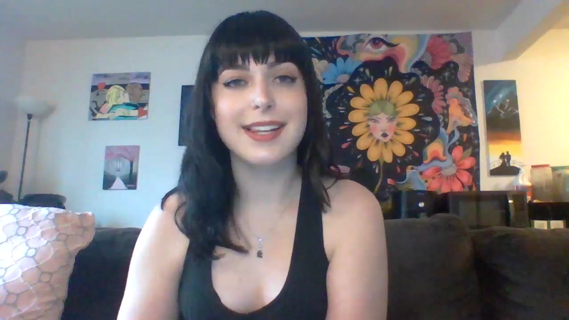 Gallery image thumbnail from AuroraLightz's myfreecams stream on, 05/16/2025, 21:49 image 15 of 20