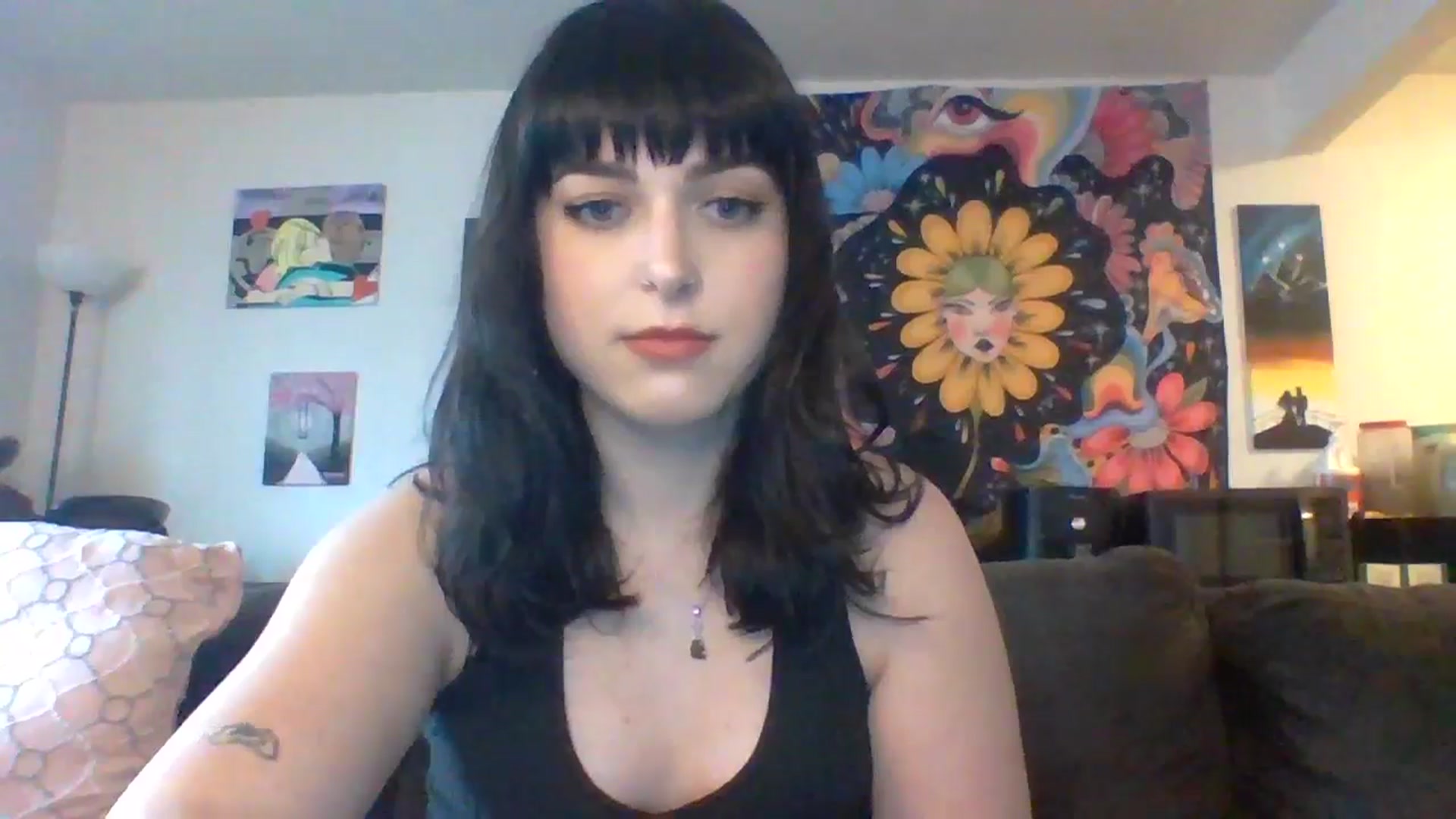 Gallery image thumbnail from AuroraLightz's myfreecams stream on, 05/16/2025, 21:49 image 14 of 20
