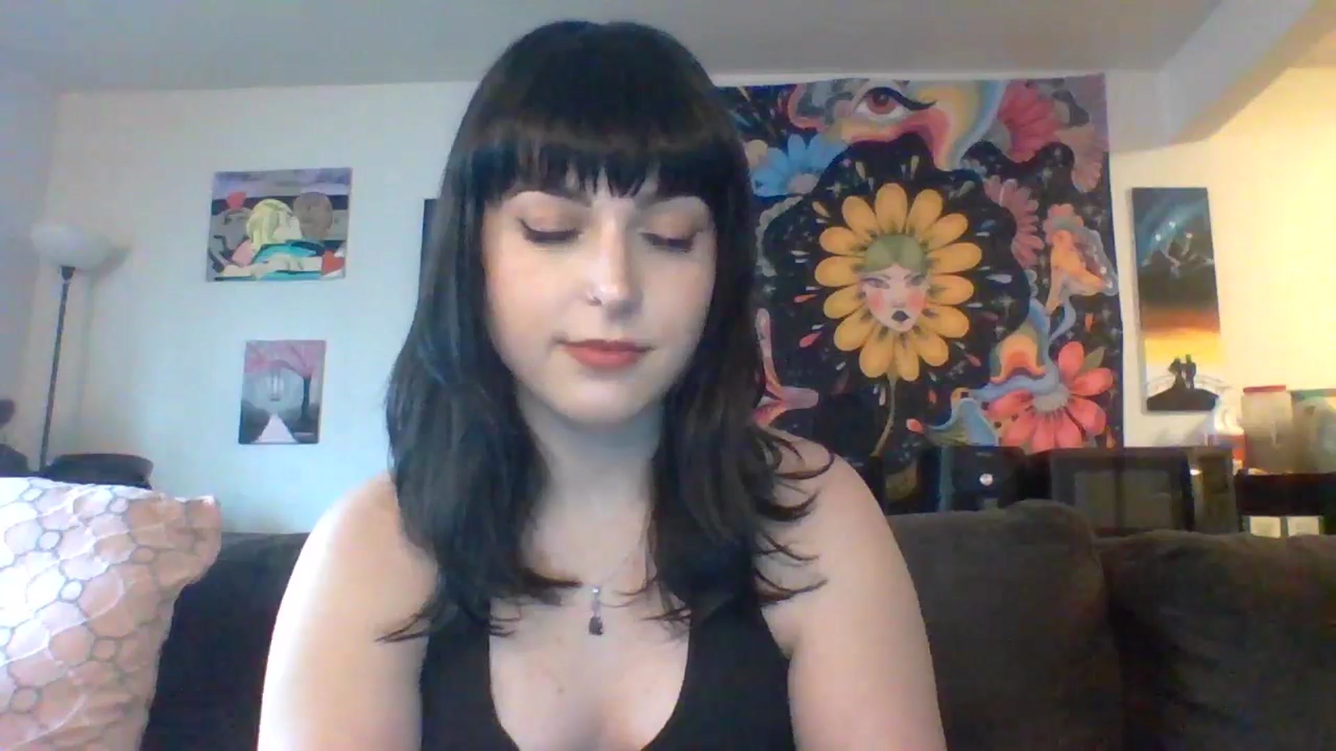 Gallery image thumbnail from AuroraLightz's myfreecams stream on, 05/16/2025, 21:49 image 17 of 20