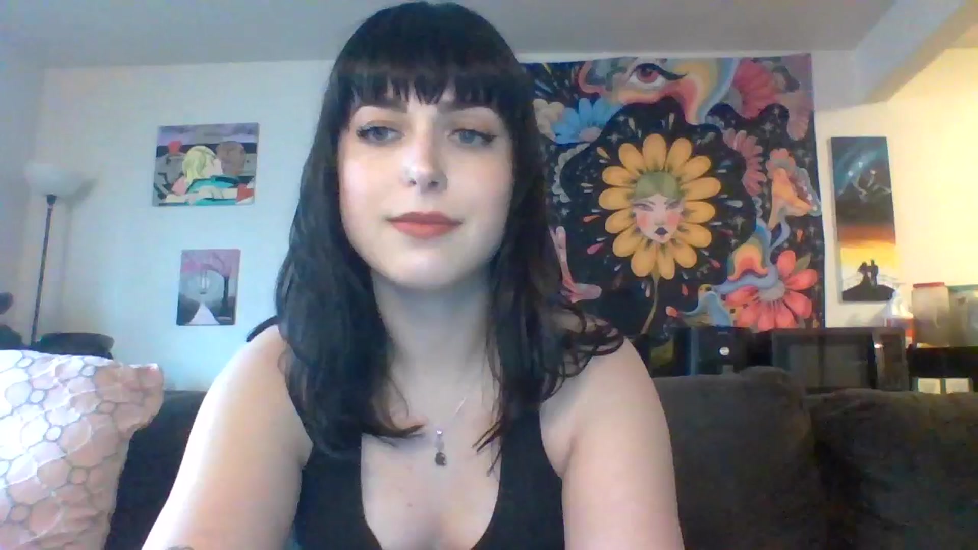 Gallery image thumbnail from AuroraLightz's myfreecams stream on, 05/16/2025, 21:49 image 16 of 20