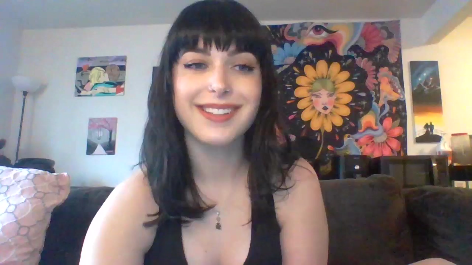 Gallery image thumbnail from AuroraLightz's myfreecams stream on, 05/16/2025, 21:49 image 13 of 20