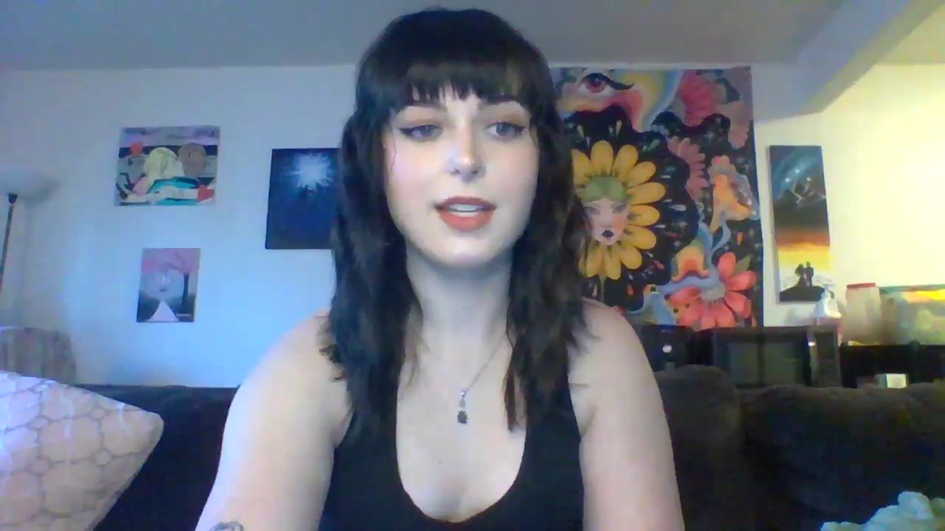 Gallery image thumbnail from AuroraLightz's myfreecams stream on, 05/21/2025, 15:54 image 16 of 20