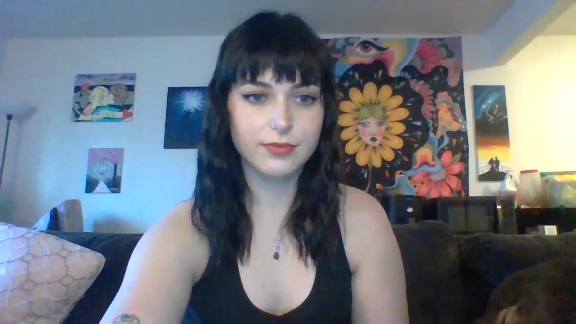 Gallery image thumbnail from AuroraLightz's myfreecams stream on, 05/21/2025, 22:38 image 3 of 20