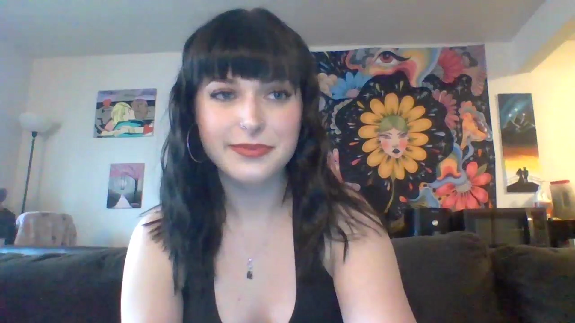 Gallery image thumbnail from AuroraLightz's myfreecams stream on, 05/29/2025, 19:33 image 17 of 20