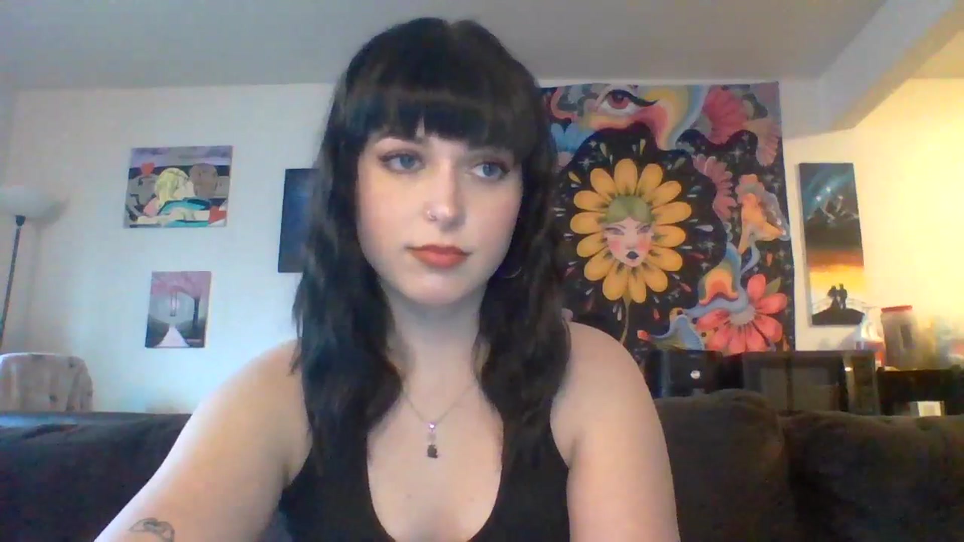 Gallery image thumbnail from AuroraLightz's myfreecams stream on, 05/29/2025, 19:33 image 4 of 20