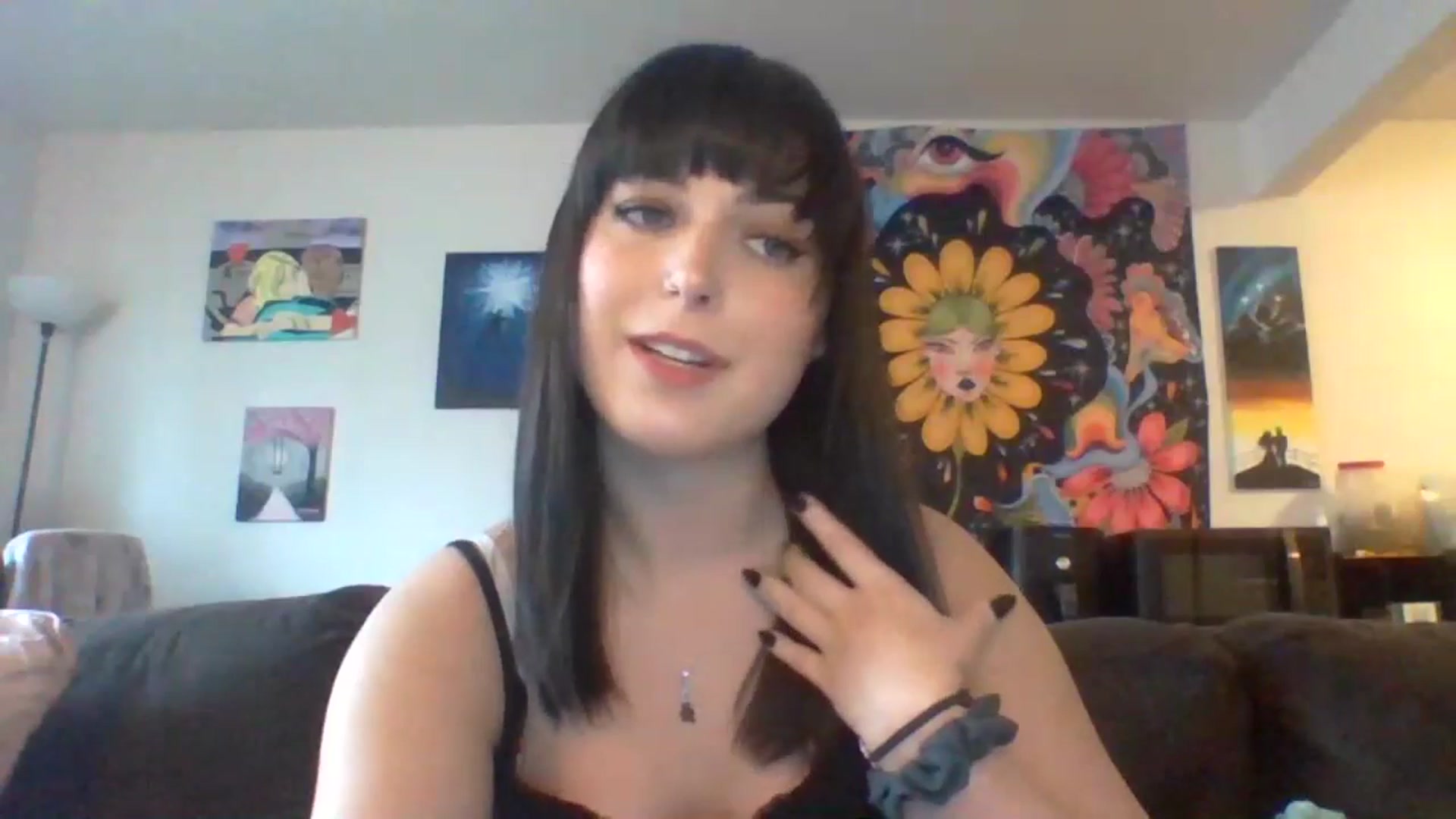 Gallery image thumbnail from AuroraLightz's myfreecams stream on, 06/17/2025, 17:33 image 12 of 20