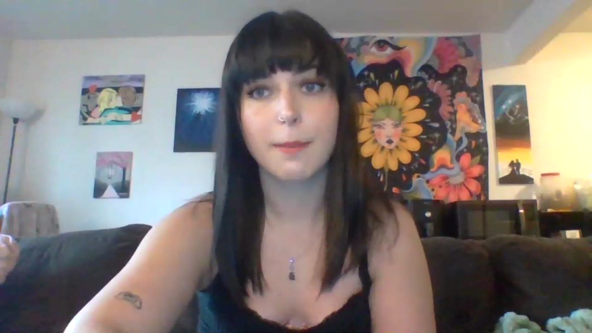 Gallery image thumbnail from AuroraLightz's myfreecams stream on, 06/17/2025, 18:40 image 6 of 20