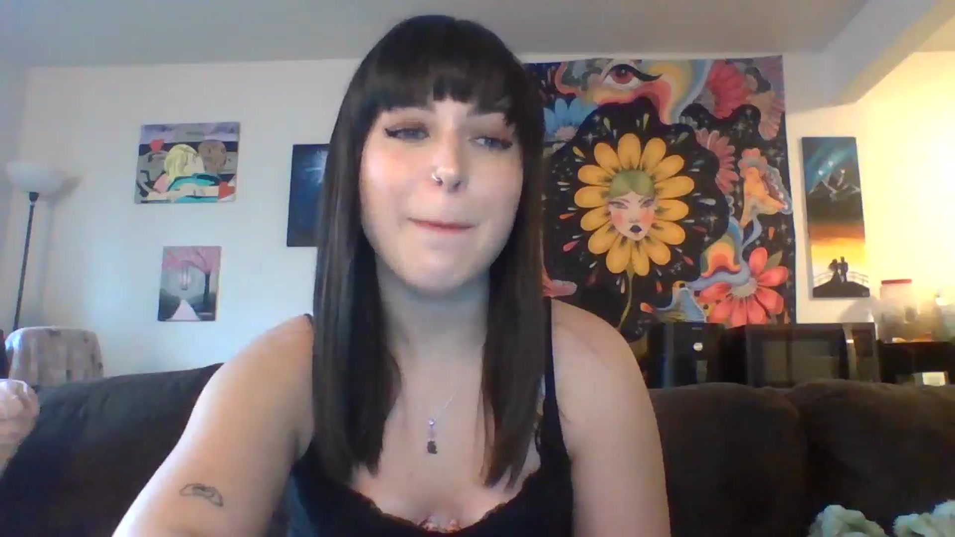 Gallery image thumbnail from AuroraLightz's myfreecams stream on, 06/17/2025, 18:40 image 14 of 20