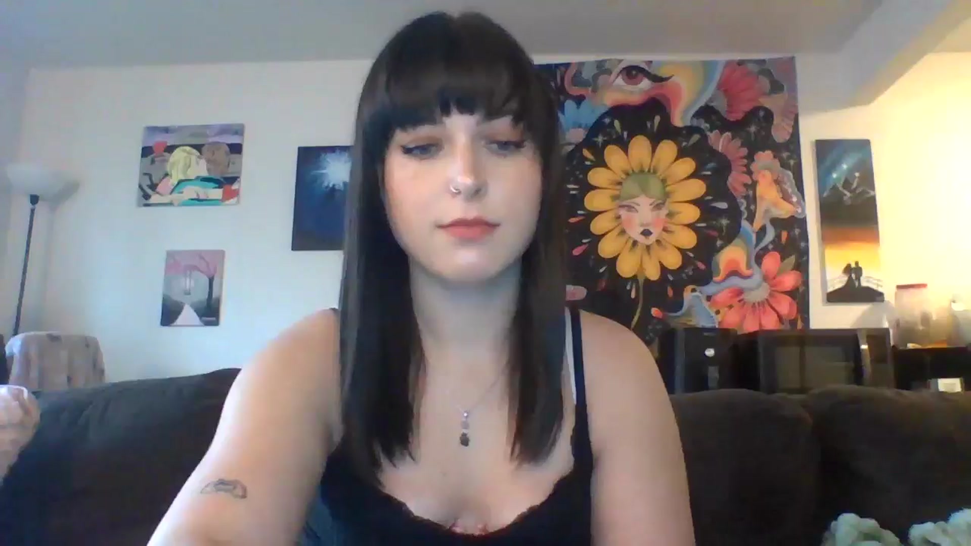 Gallery image thumbnail from AuroraLightz's myfreecams stream on, 06/17/2025, 18:40 image 15 of 20