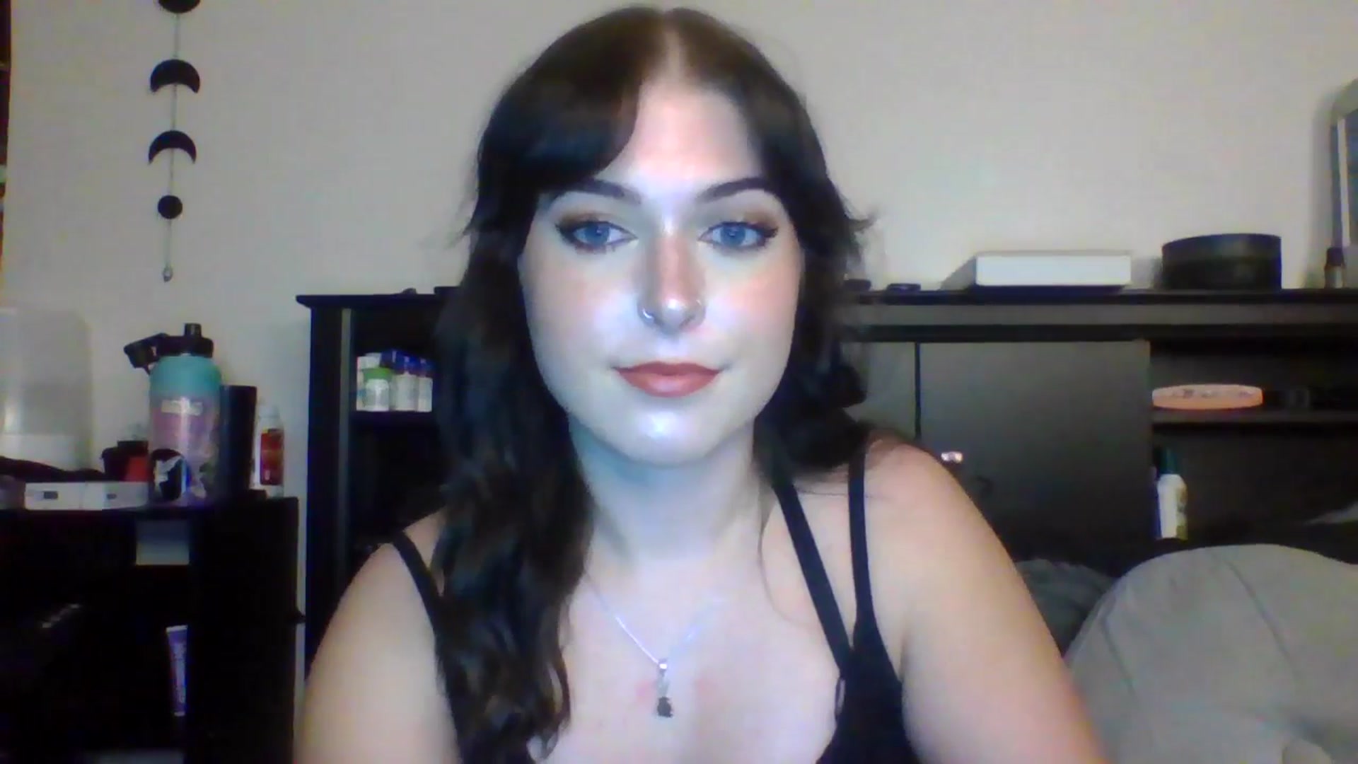 Gallery image thumbnail from AuroraLightz's myfreecams stream on, 08/26/2025, 01:55 image 7 of 20