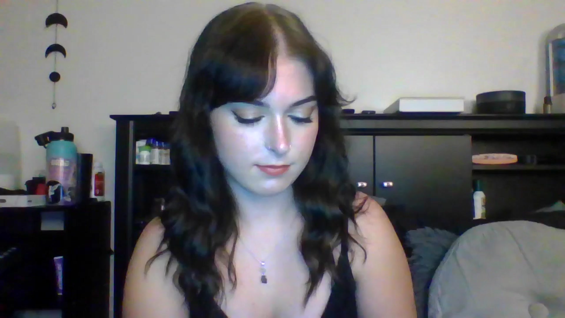 Gallery image thumbnail from AuroraLightz's myfreecams stream on, 08/26/2025, 01:55 image 1 of 20