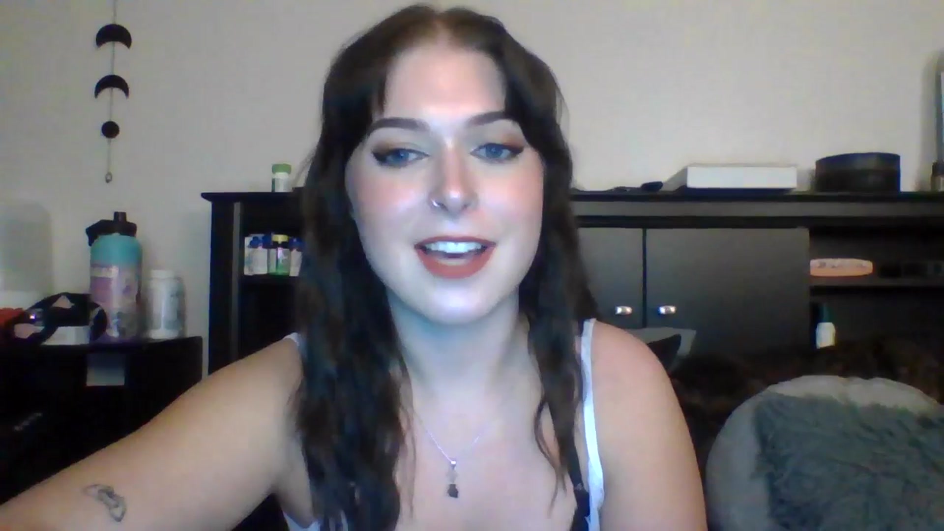 Gallery image thumbnail from AuroraLightz's myfreecams stream on, 09/01/2025, 03:39 image 6 of 20