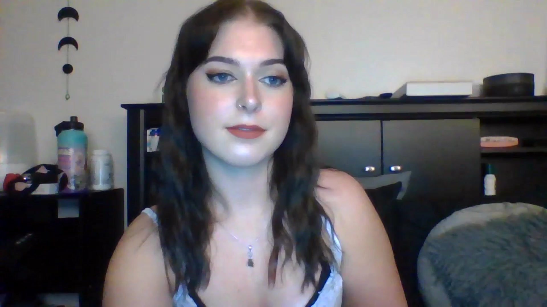 Gallery image thumbnail from AuroraLightz's myfreecams stream on, 09/01/2025, 03:39 image 9 of 20
