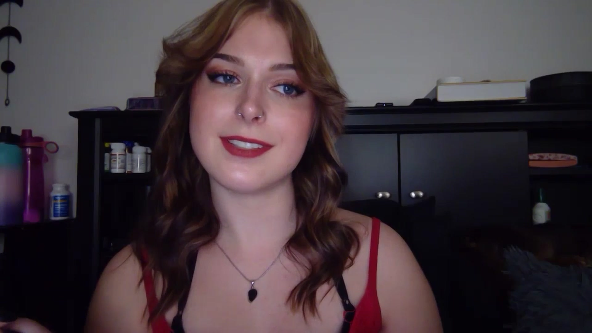 Gallery image thumbnail from AuroraLightz's myfreecams stream on, 11/16/2025, 08:46 image 18 of 20
