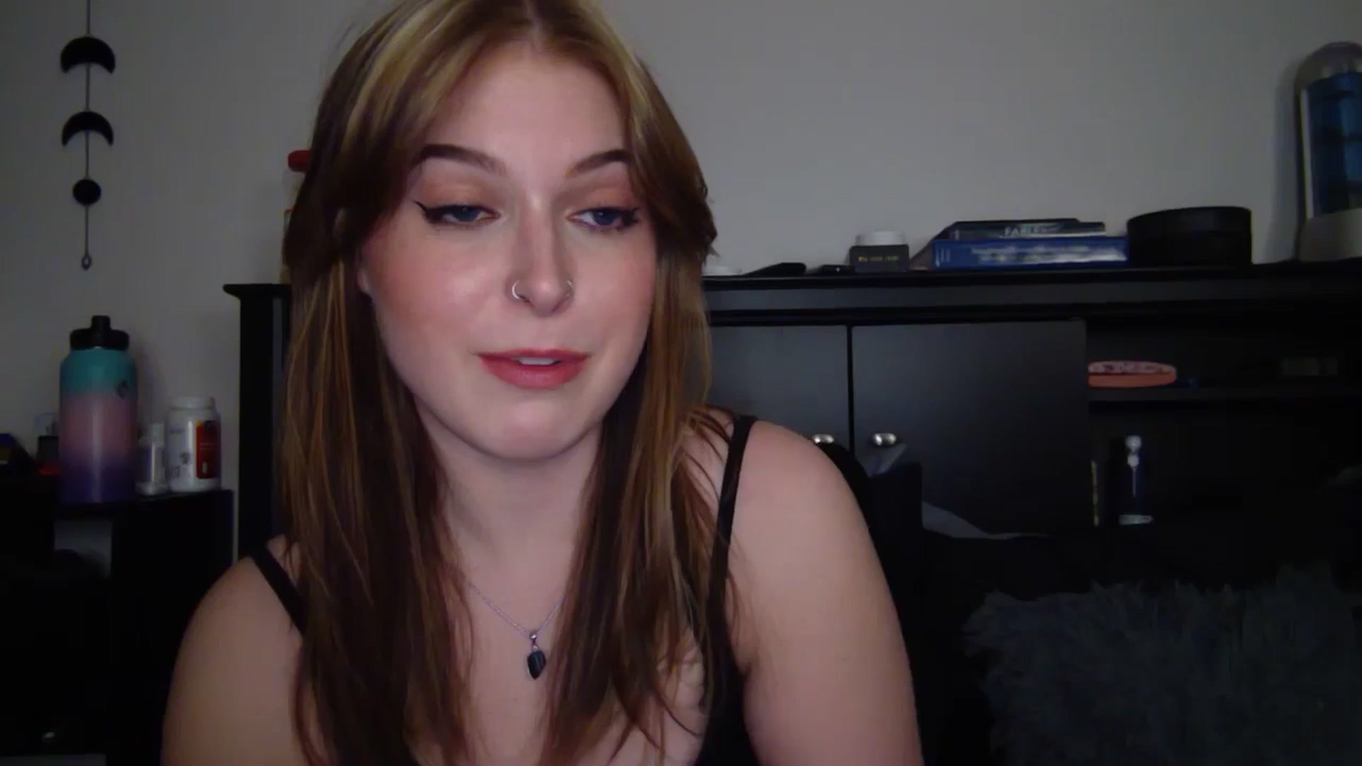 Gallery image thumbnail from AuroraLightz's myfreecams stream on, 11/25/2025, 08:11 image 15 of 20