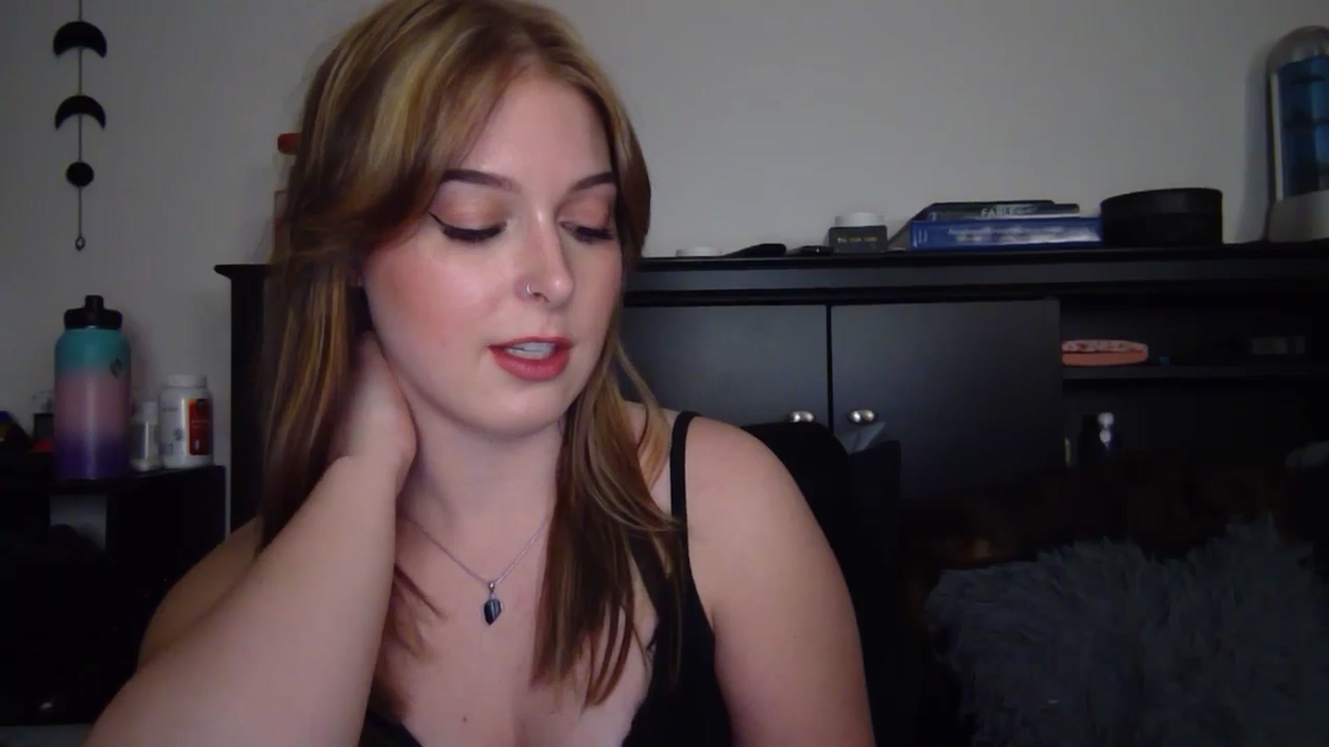 Gallery image thumbnail from AuroraLightz's myfreecams stream on, 11/25/2025, 08:11 image 6 of 20